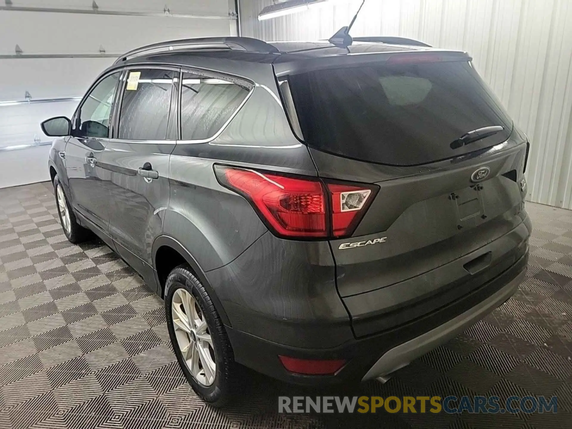 23 Photograph of a damaged car 1FMCU9HD5KUA48176 FORD ESCAPE 2019