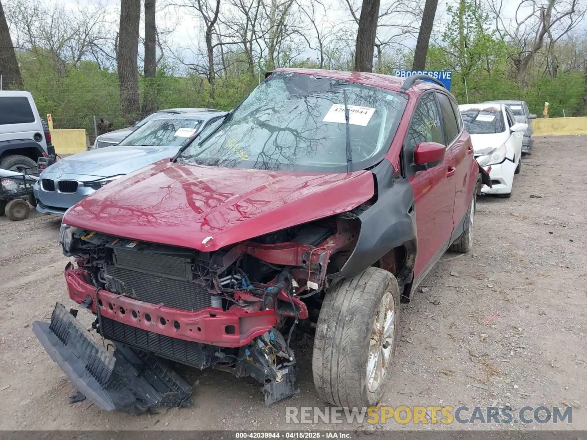 2 Photograph of a damaged car 1FMCU9HD5KUA50882 FORD ESCAPE 2019