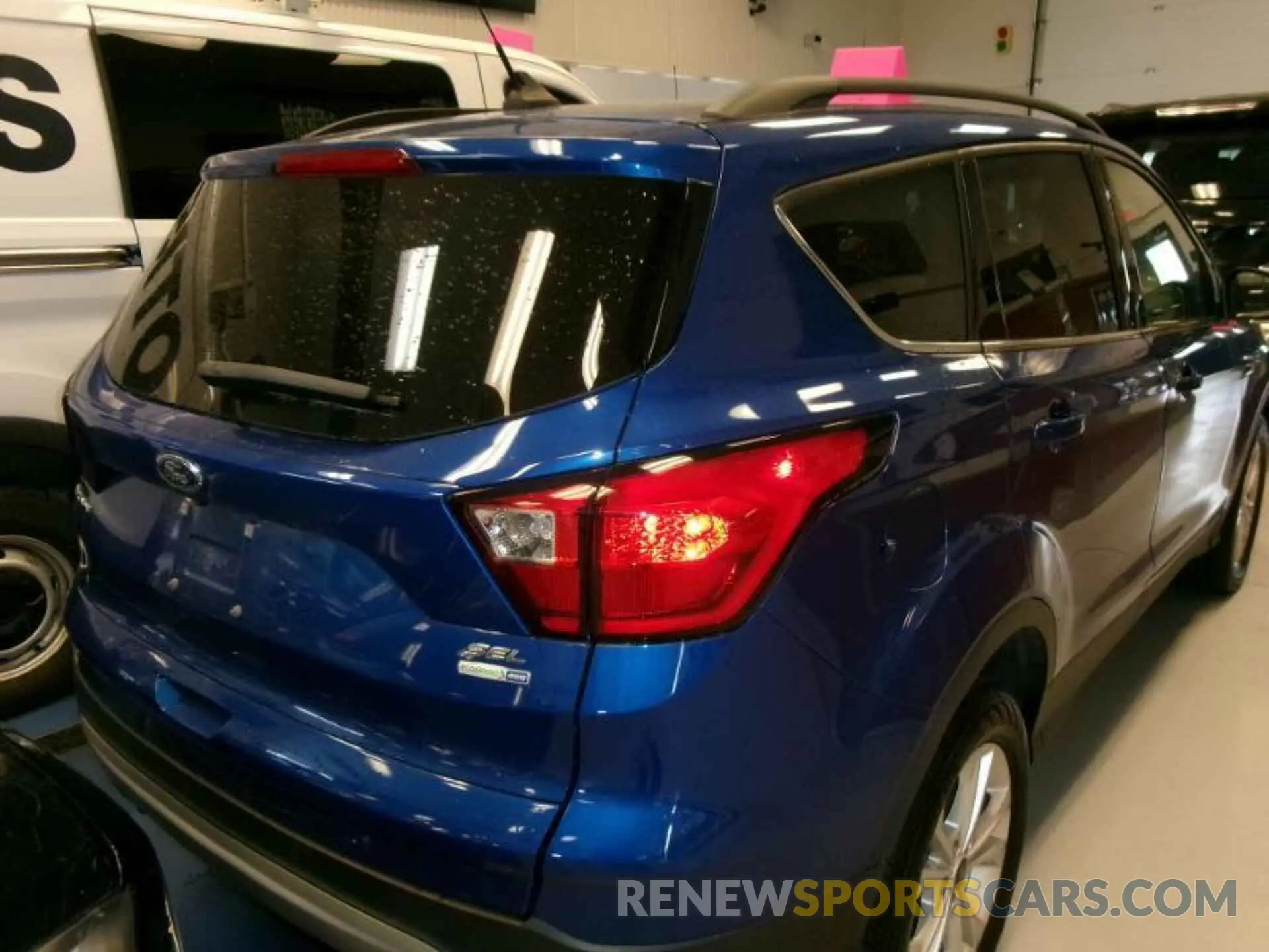 12 Photograph of a damaged car 1FMCU9HD5KUA65527 FORD ESCAPE 2019