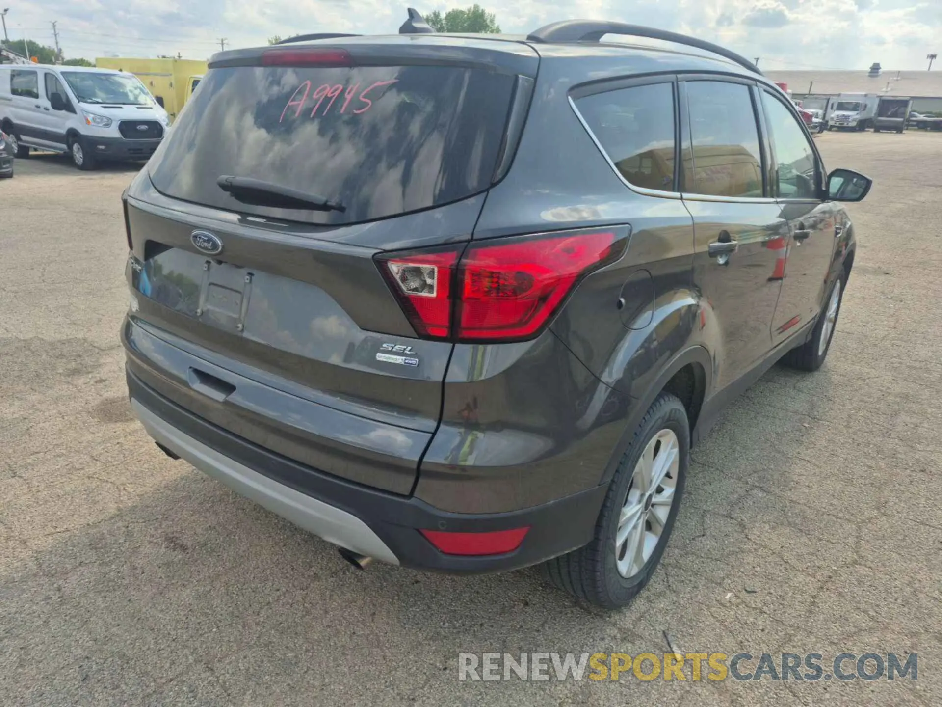 24 Photograph of a damaged car 1FMCU9HD5KUA65592 FORD ESCAPE 2019