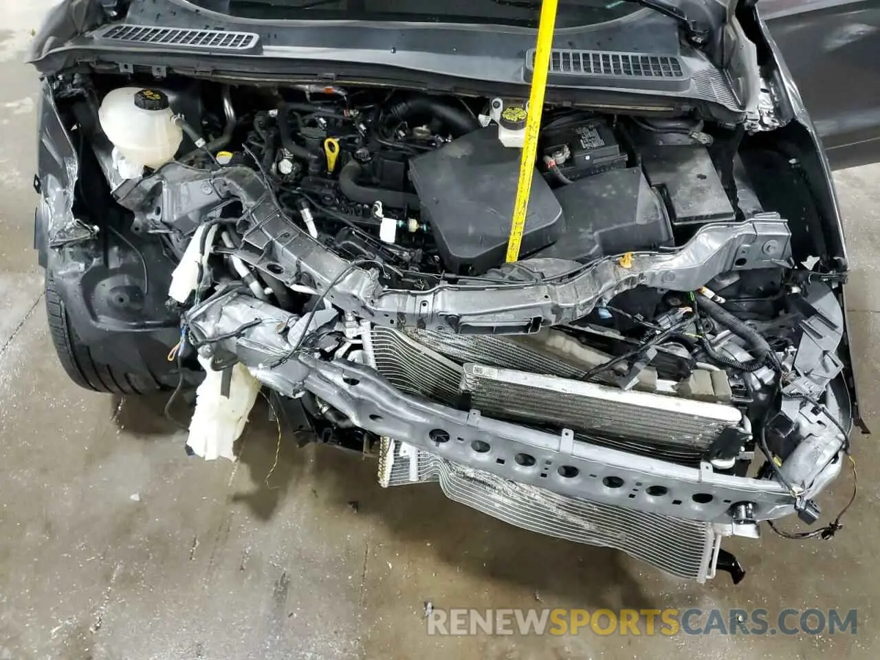 13 Photograph of a damaged car 1FMCU9HD5KUA79959 FORD ESCAPE 2019