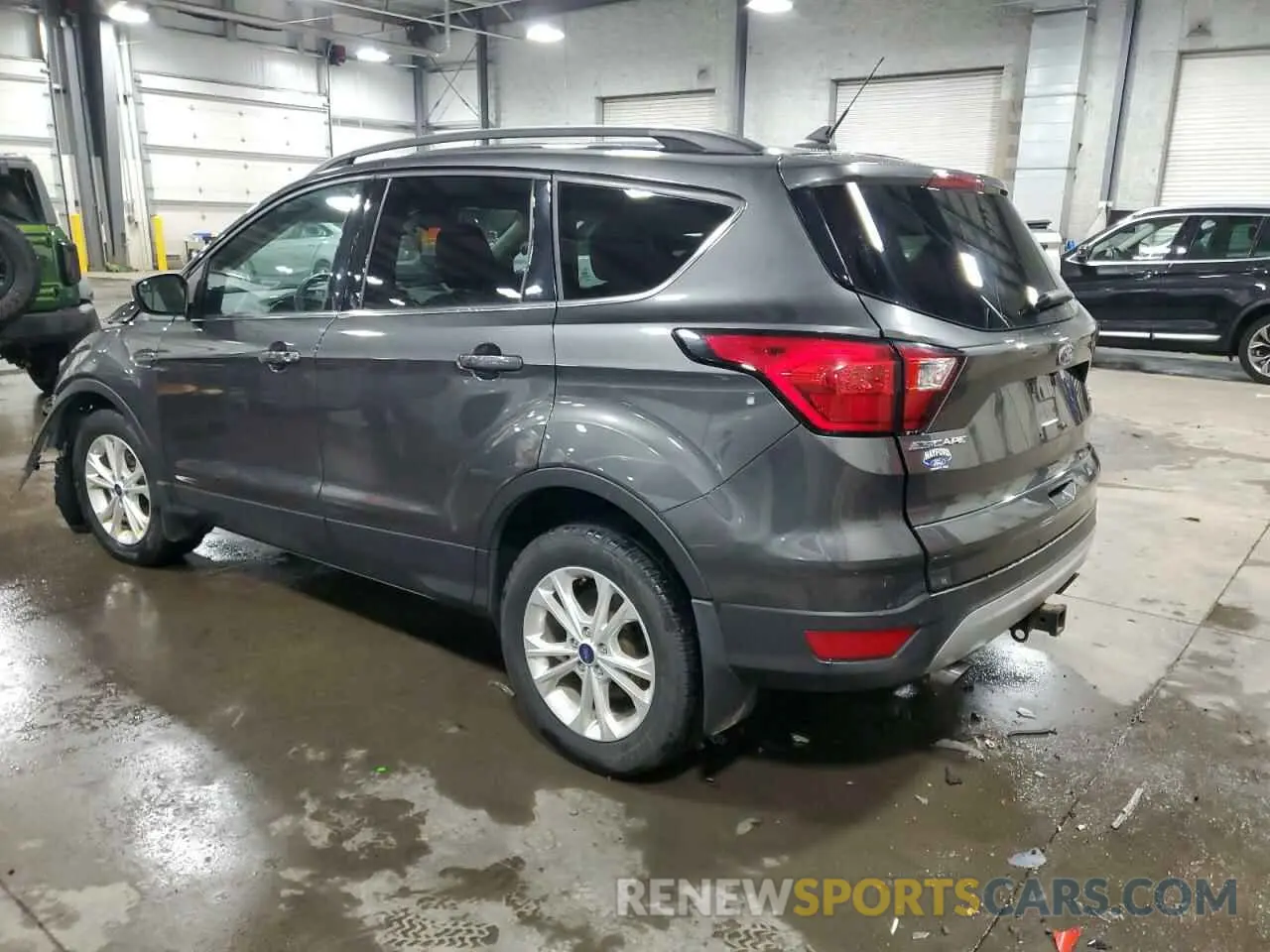 2 Photograph of a damaged car 1FMCU9HD5KUA79959 FORD ESCAPE 2019