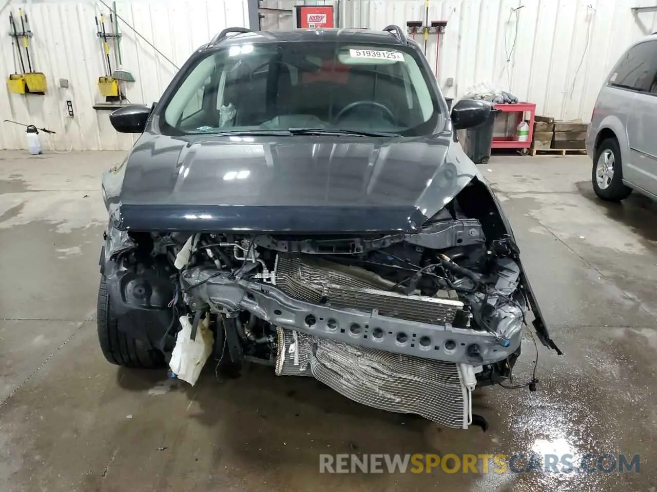 5 Photograph of a damaged car 1FMCU9HD5KUA79959 FORD ESCAPE 2019