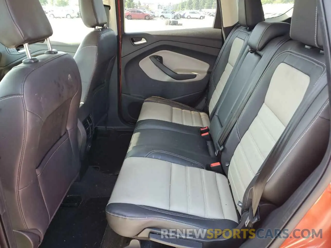 11 Photograph of a damaged car 1FMCU9HD5KUA96289 FORD ESCAPE 2019