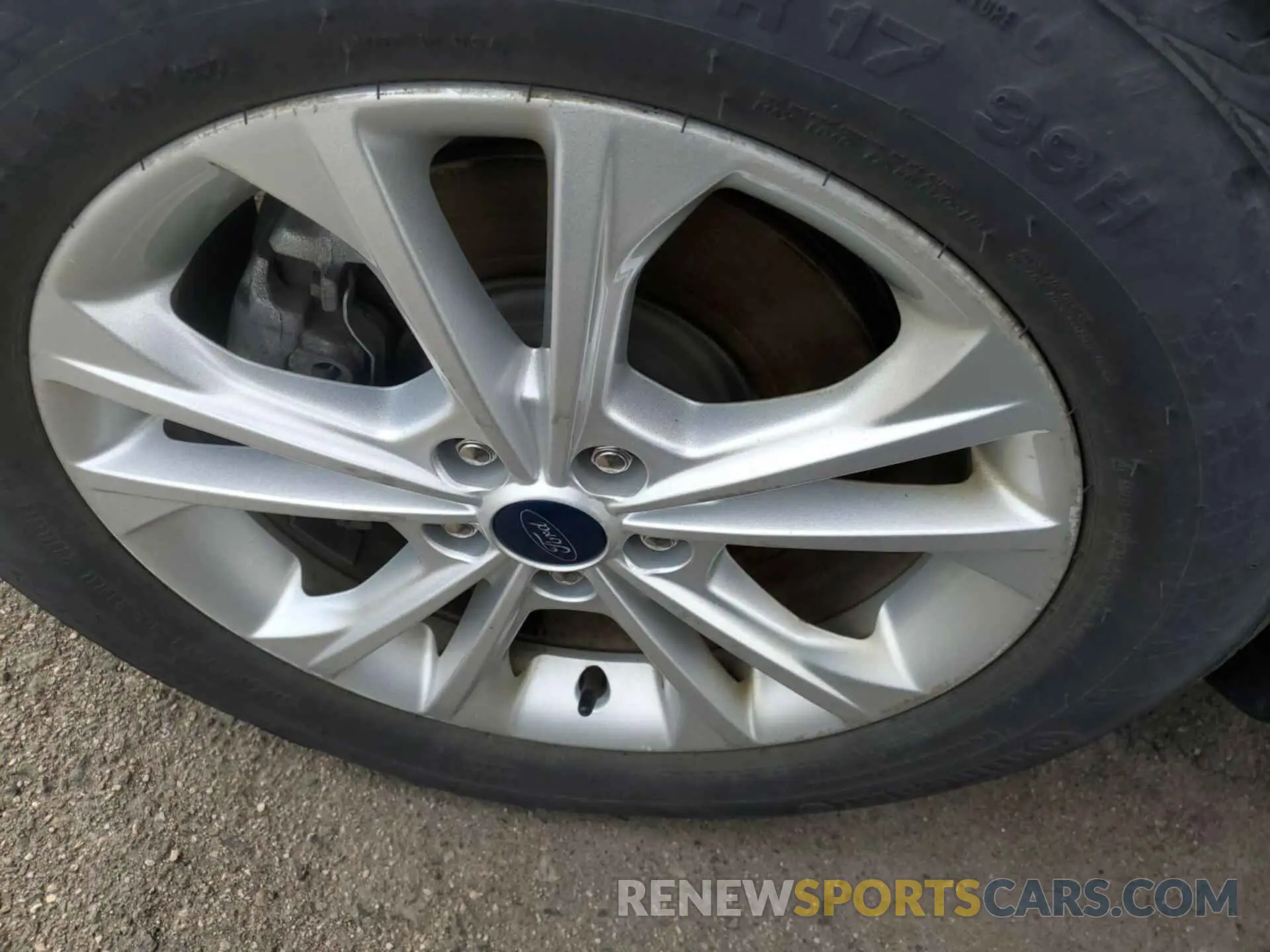 2 Photograph of a damaged car 1FMCU9HD5KUB11888 FORD ESCAPE 2019