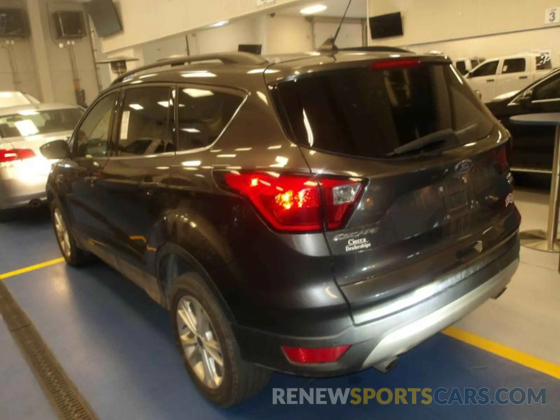 7 Photograph of a damaged car 1FMCU9HD6KUA37963 FORD ESCAPE 2019