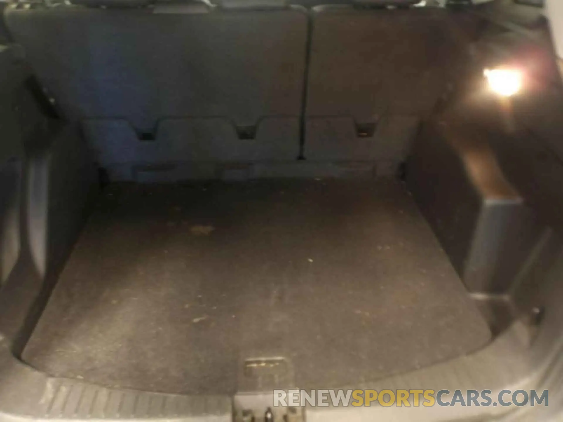 9 Photograph of a damaged car 1FMCU9HD6KUA37963 FORD ESCAPE 2019