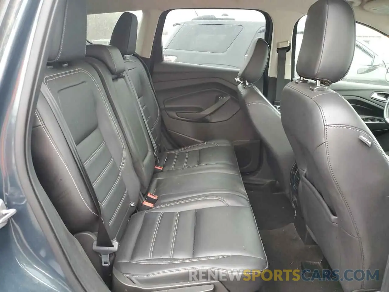 11 Photograph of a damaged car 1FMCU9HD6KUA43956 FORD ESCAPE 2019