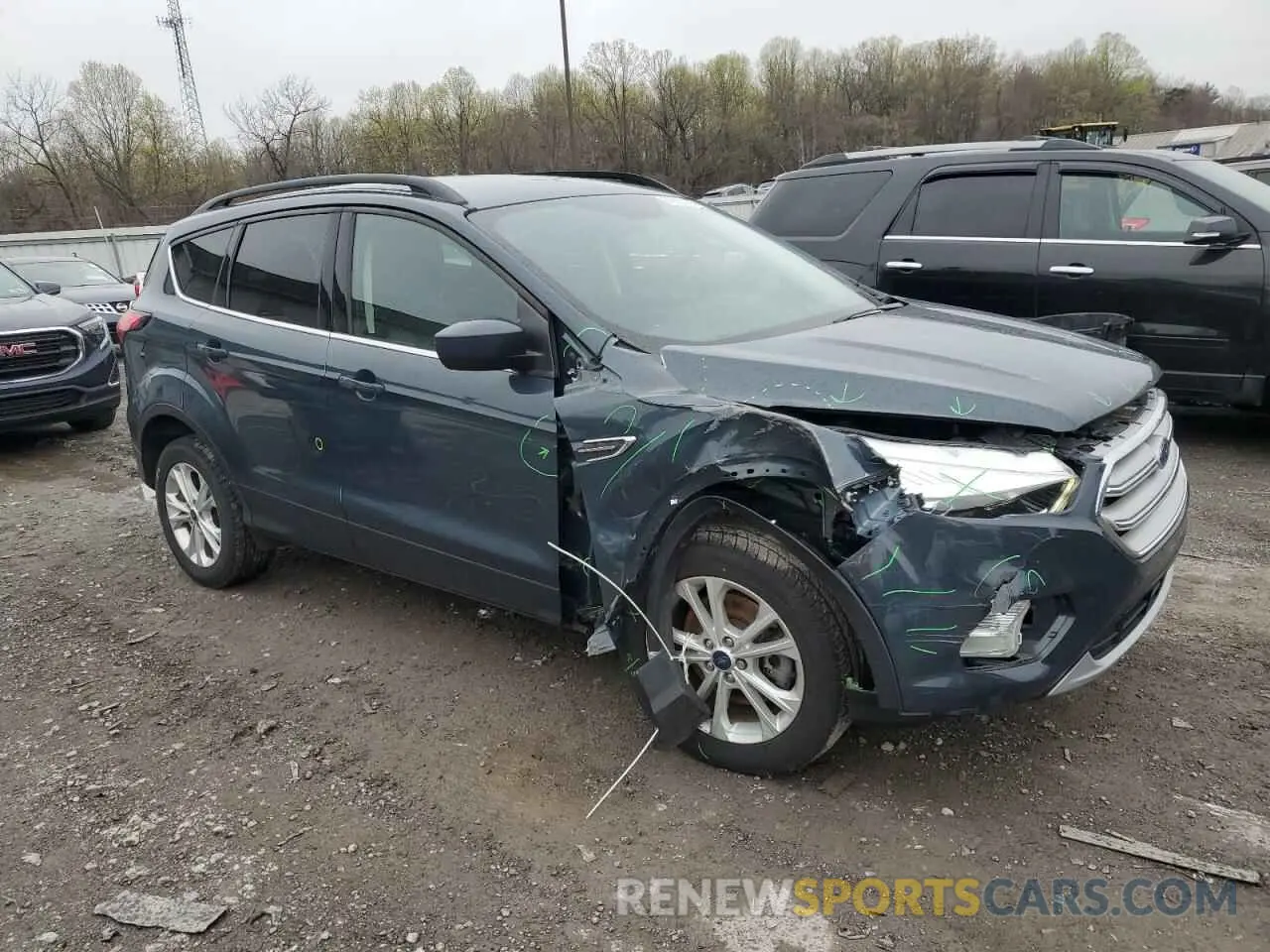 4 Photograph of a damaged car 1FMCU9HD6KUA43956 FORD ESCAPE 2019