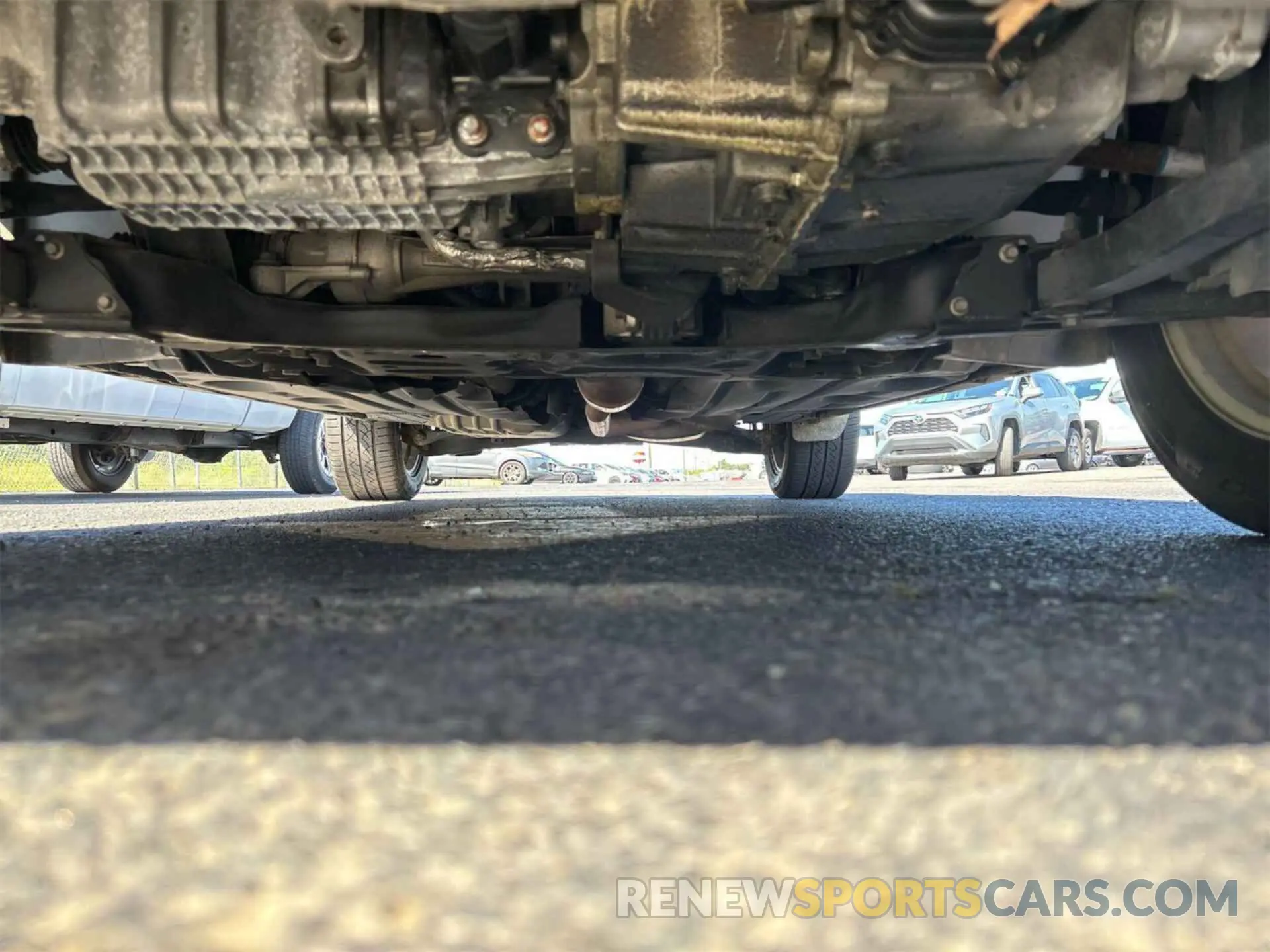 10 Photograph of a damaged car 1FMCU9HD6KUA65634 FORD ESCAPE 2019