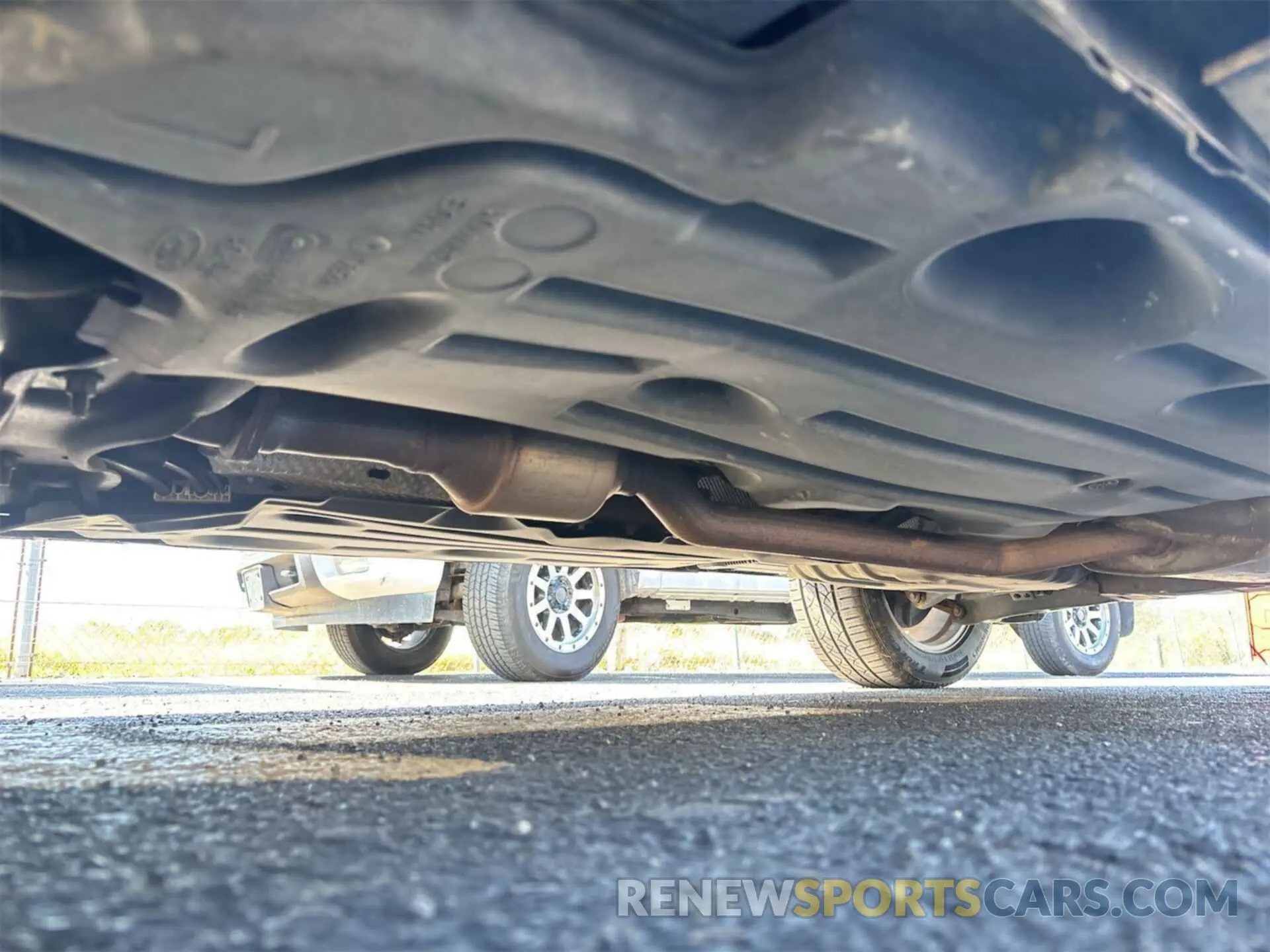 15 Photograph of a damaged car 1FMCU9HD6KUA65634 FORD ESCAPE 2019