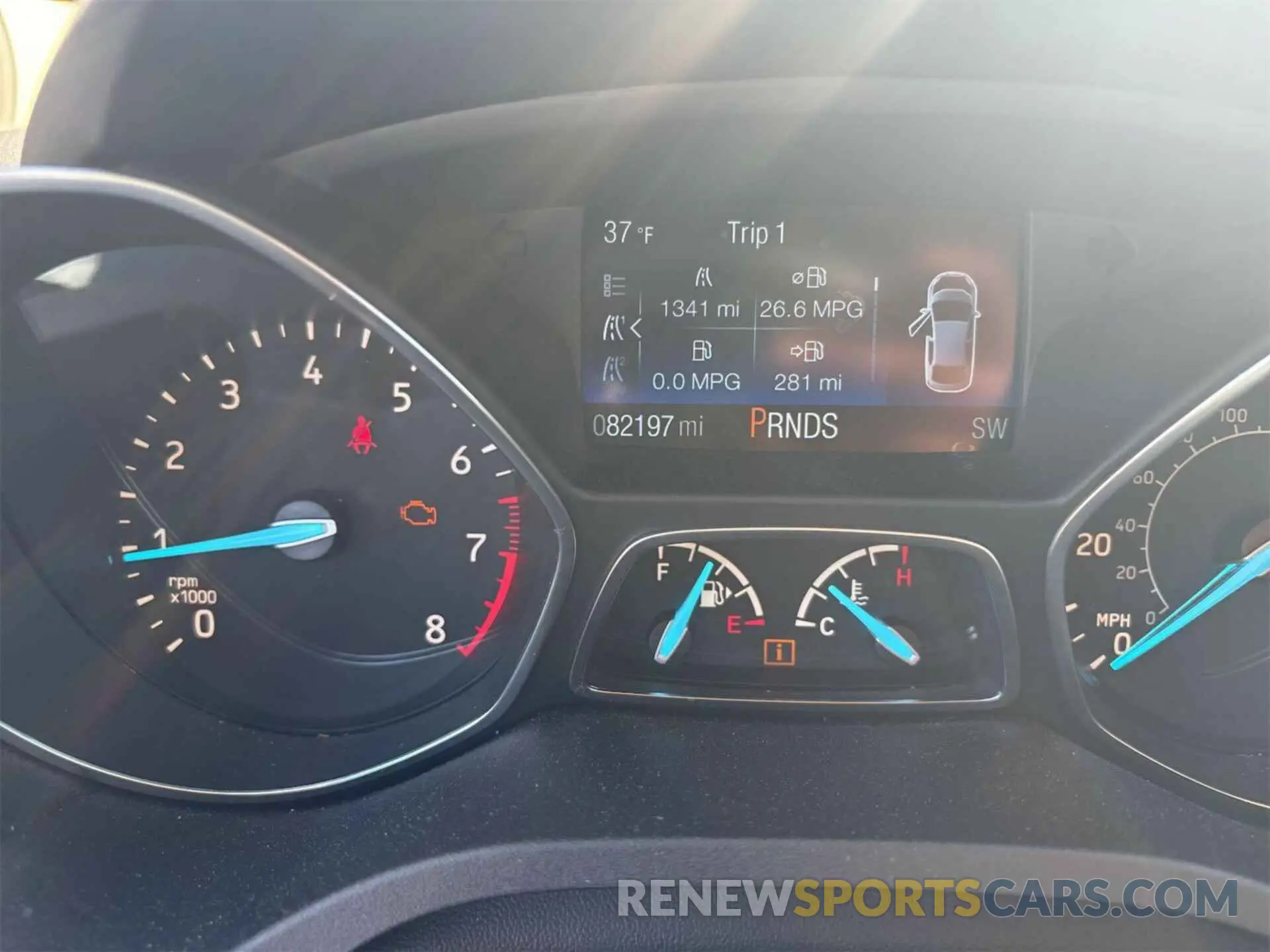 23 Photograph of a damaged car 1FMCU9HD6KUA65634 FORD ESCAPE 2019