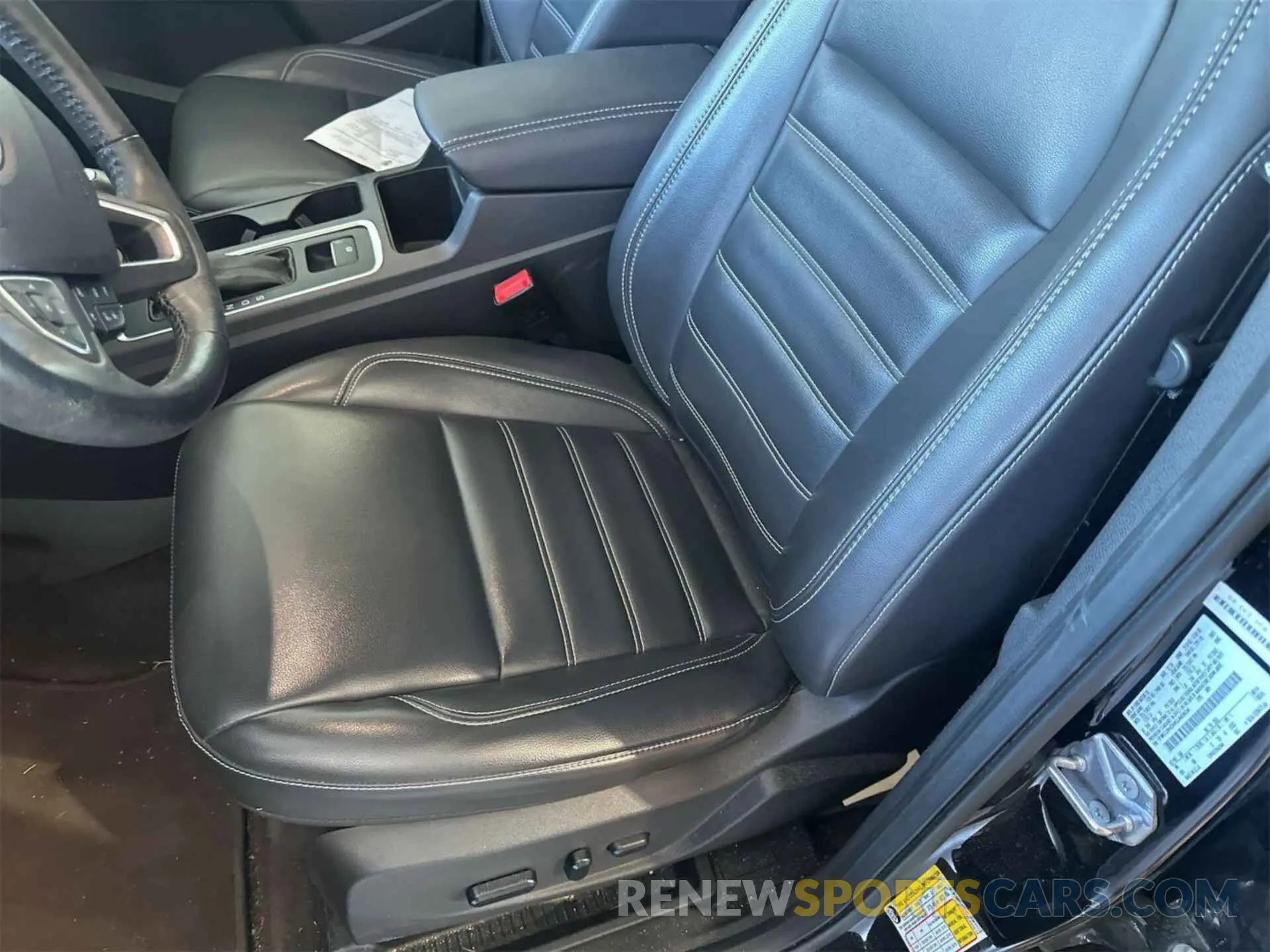 27 Photograph of a damaged car 1FMCU9HD6KUA65634 FORD ESCAPE 2019