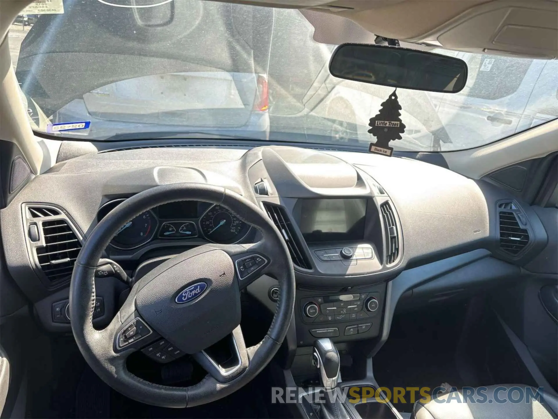 3 Photograph of a damaged car 1FMCU9HD6KUA65634 FORD ESCAPE 2019