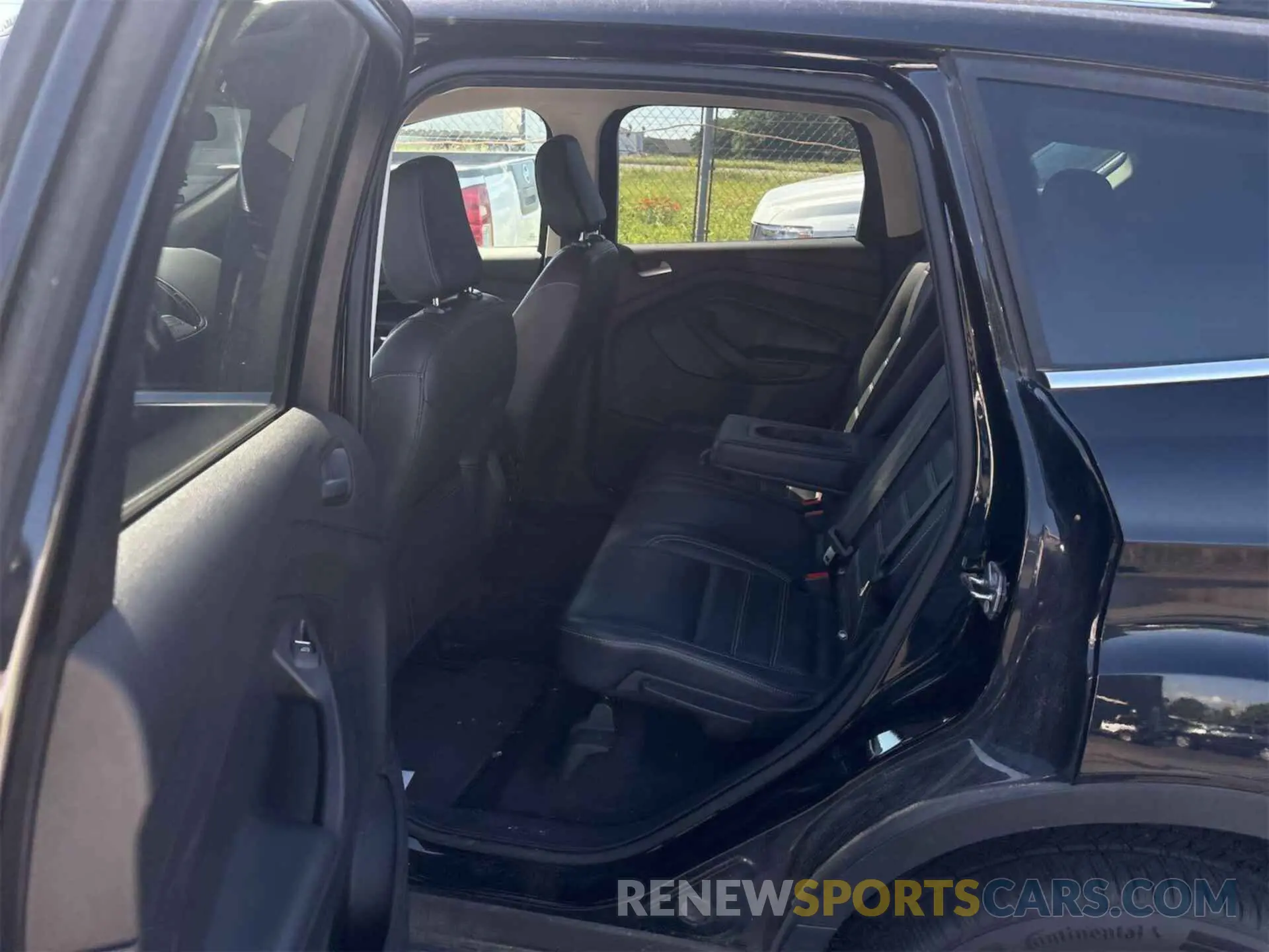 9 Photograph of a damaged car 1FMCU9HD6KUA65634 FORD ESCAPE 2019