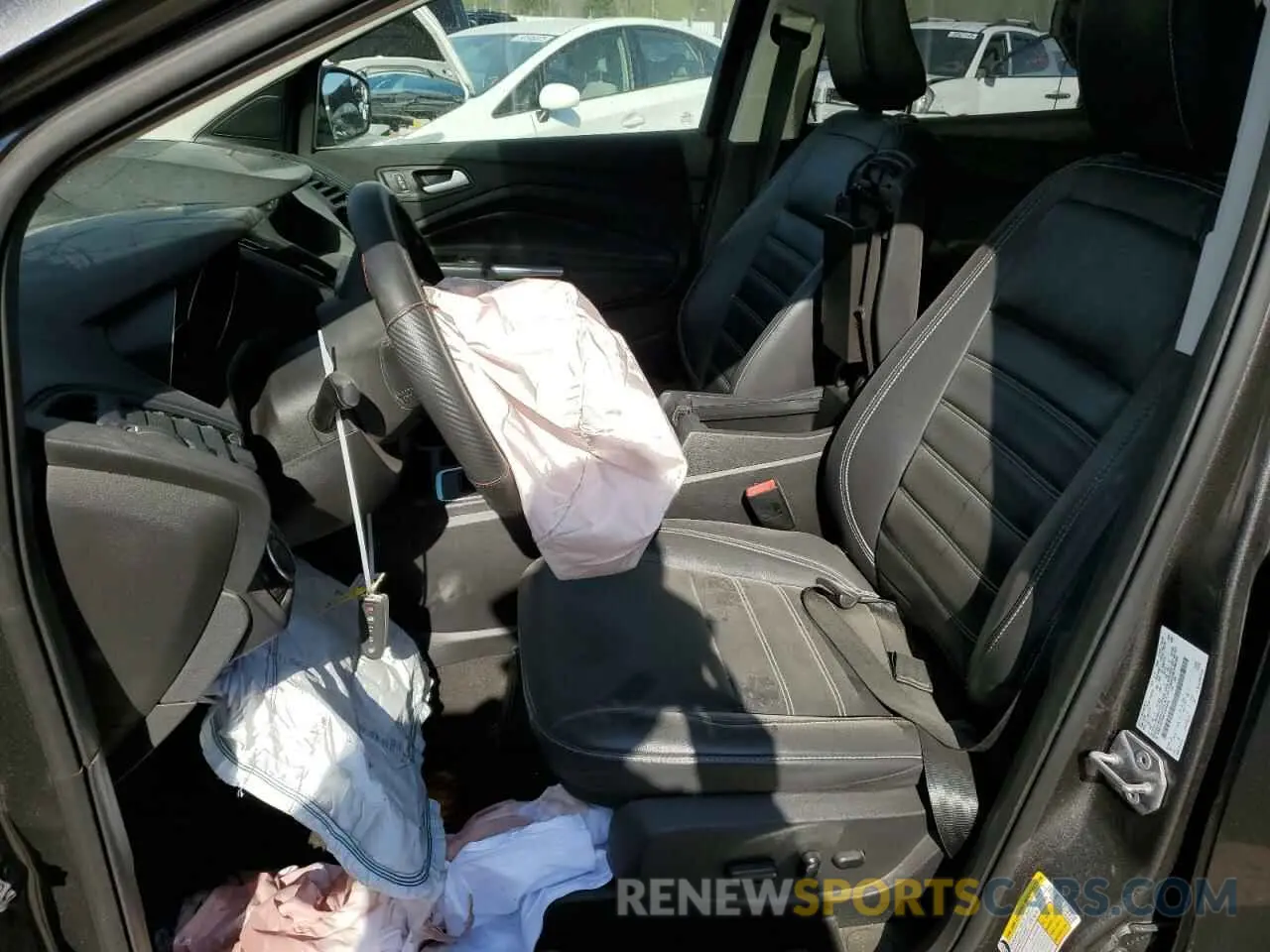 7 Photograph of a damaged car 1FMCU9HD6KUA69439 FORD ESCAPE 2019