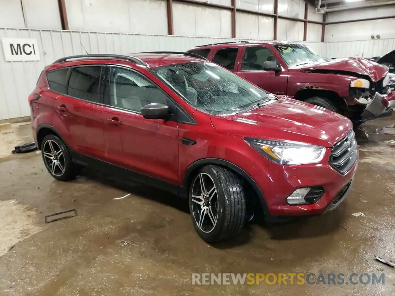 4 Photograph of a damaged car 1FMCU9HD6KUA96558 FORD ESCAPE 2019