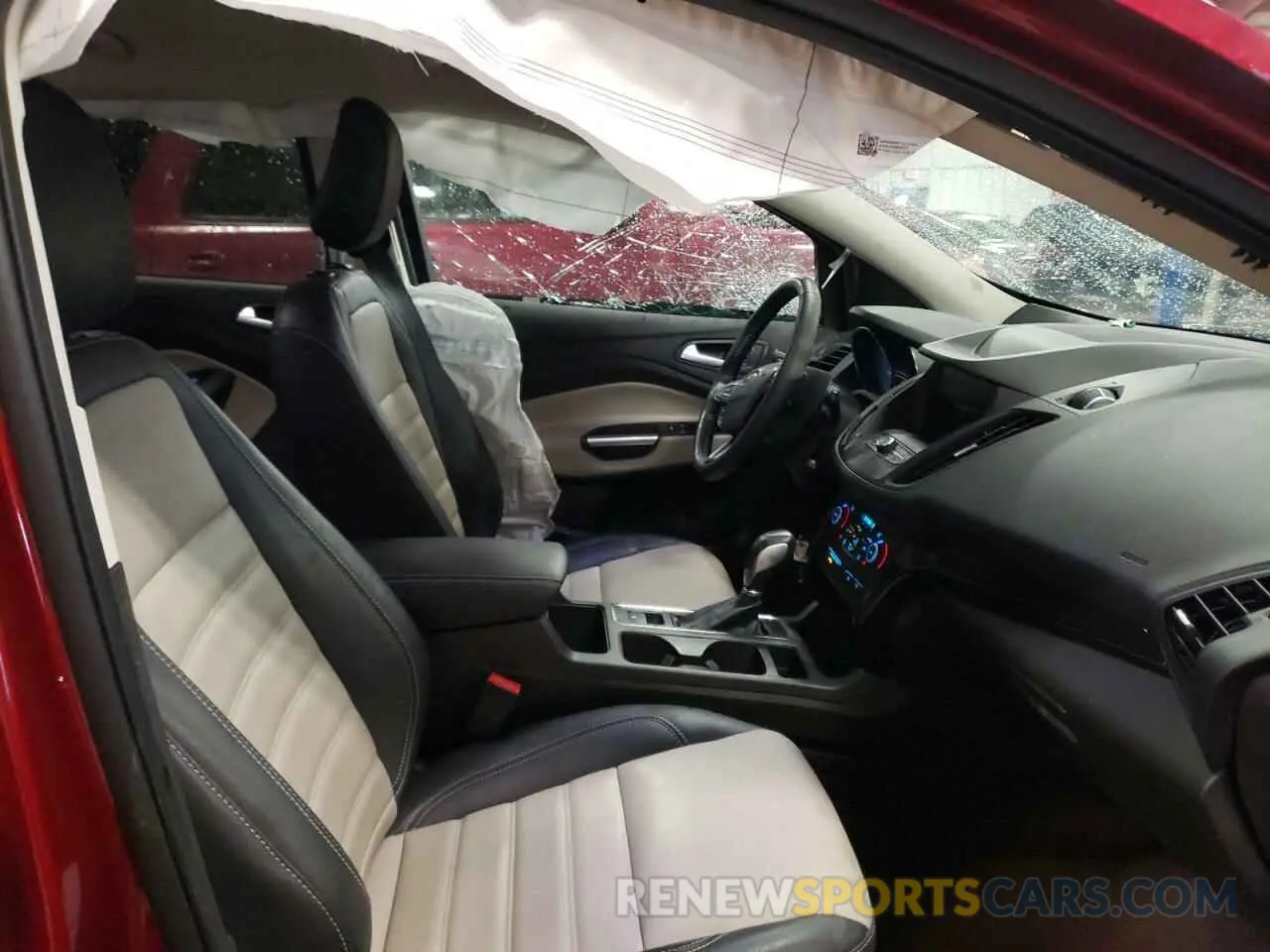 7 Photograph of a damaged car 1FMCU9HD6KUA96558 FORD ESCAPE 2019