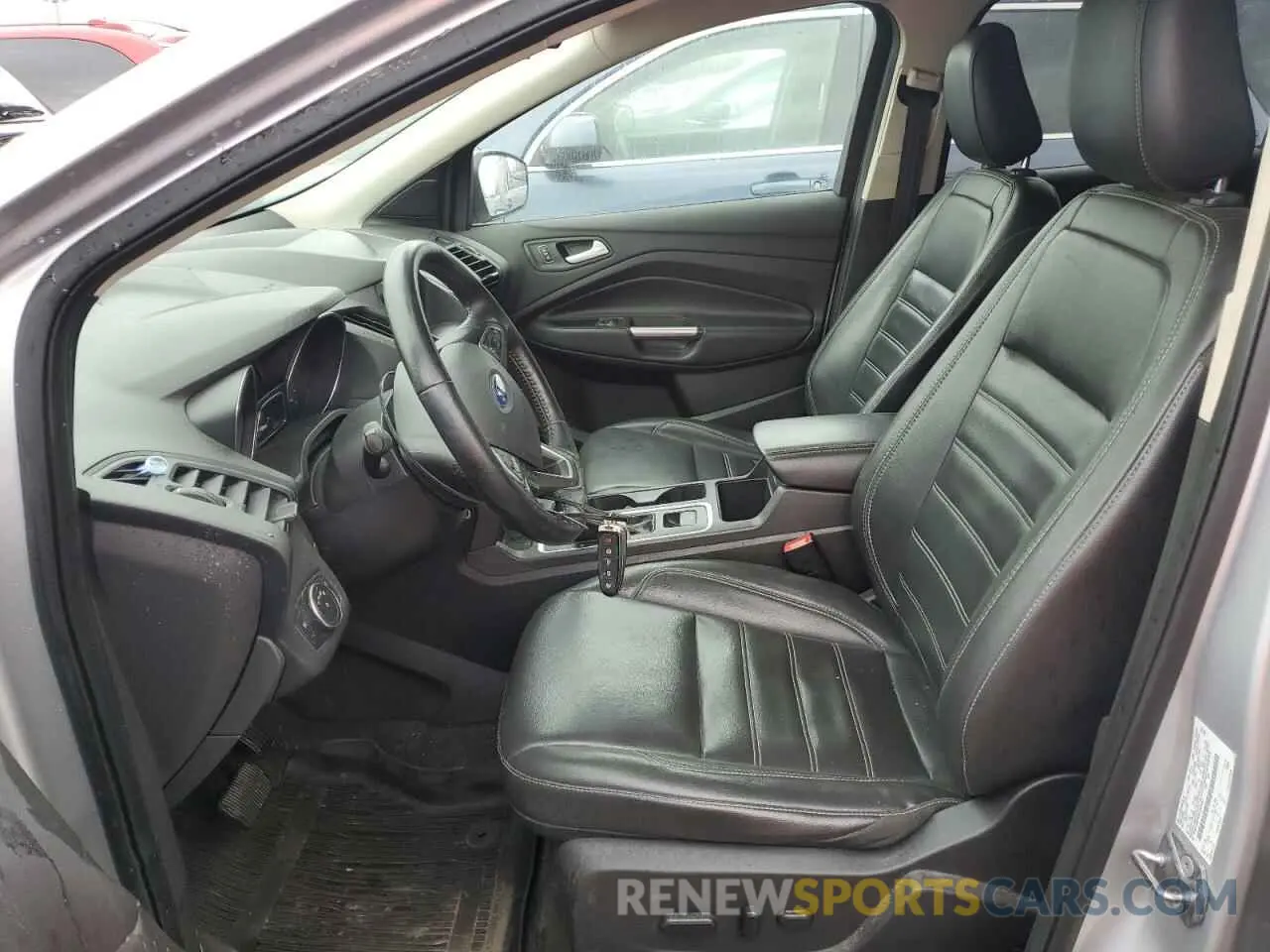 7 Photograph of a damaged car 1FMCU9HD6KUB24861 FORD ESCAPE 2019