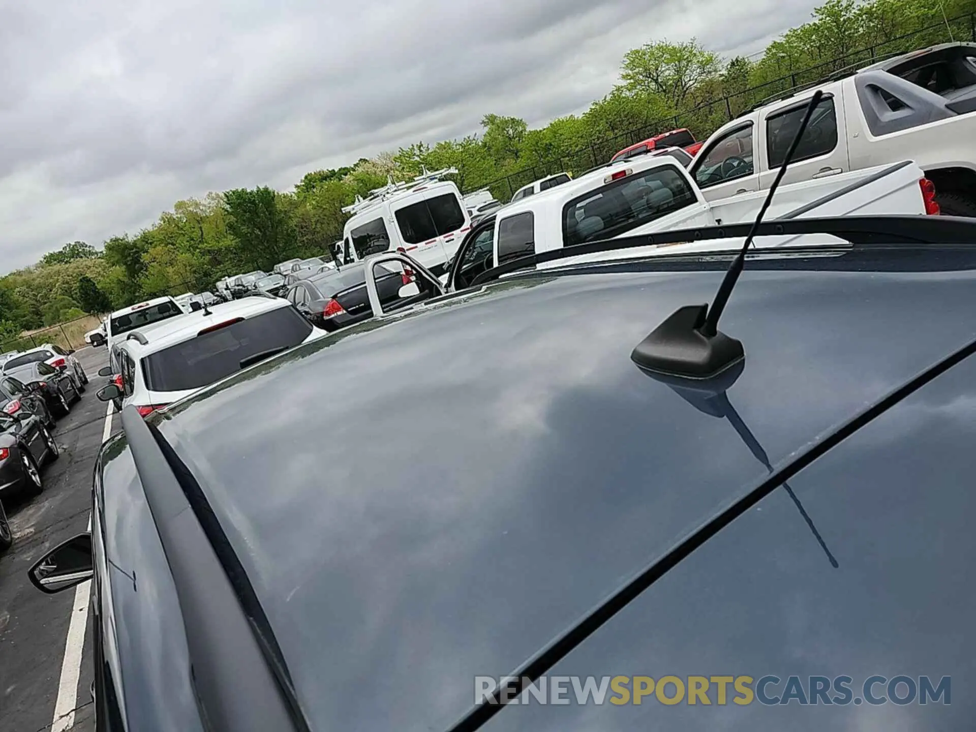 20 Photograph of a damaged car 1FMCU9HD6KUB82470 FORD ESCAPE 2019