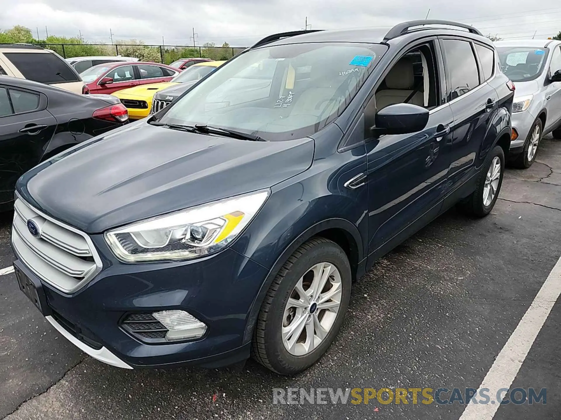 3 Photograph of a damaged car 1FMCU9HD6KUB82470 FORD ESCAPE 2019