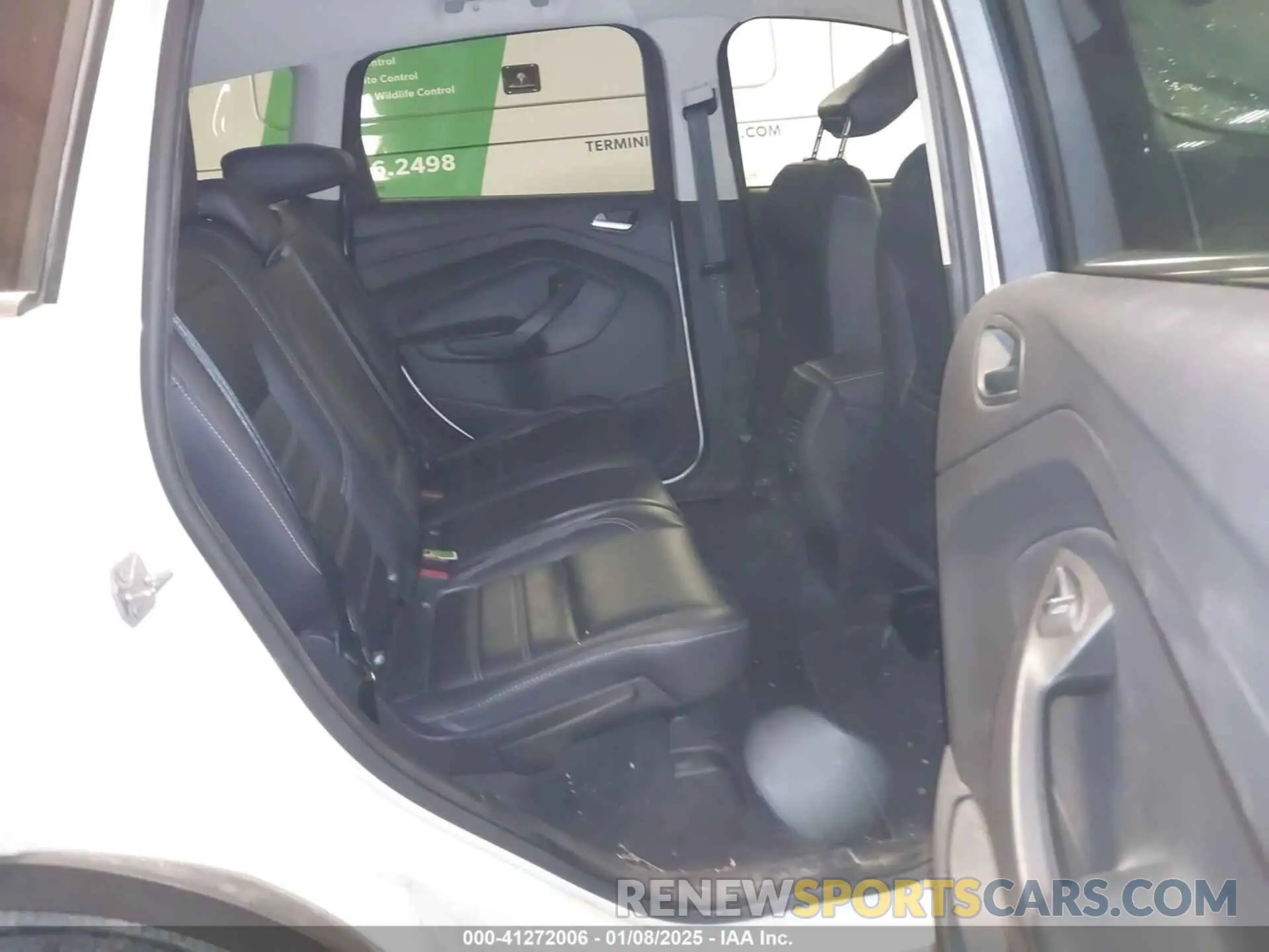 8 Photograph of a damaged car 1FMCU9HD6KUC22112 FORD ESCAPE 2019