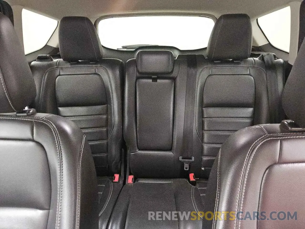 10 Photograph of a damaged car 1FMCU9HD7KUA32898 FORD ESCAPE 2019
