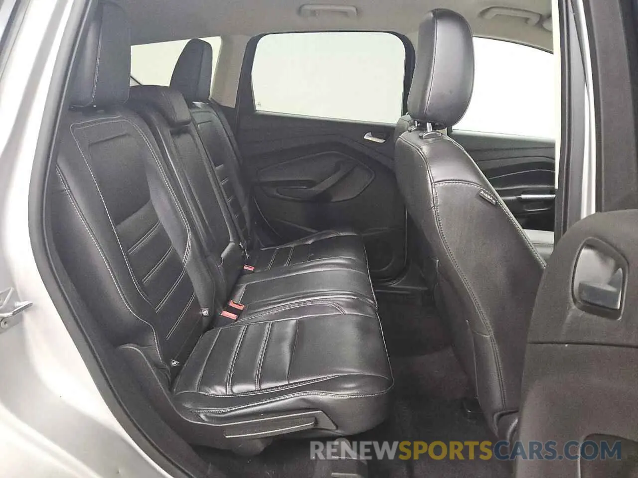 11 Photograph of a damaged car 1FMCU9HD7KUA32898 FORD ESCAPE 2019
