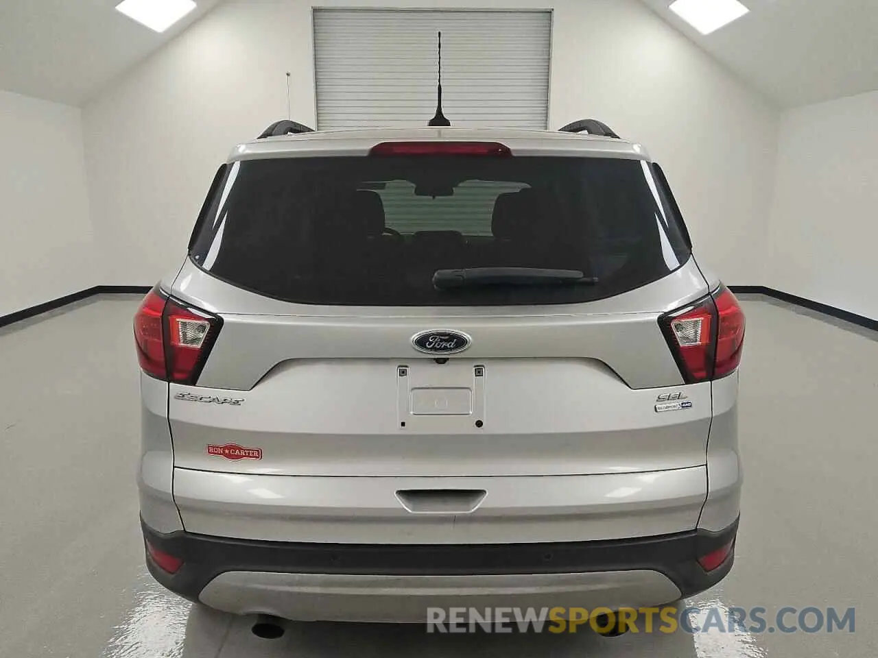 6 Photograph of a damaged car 1FMCU9HD7KUA32898 FORD ESCAPE 2019