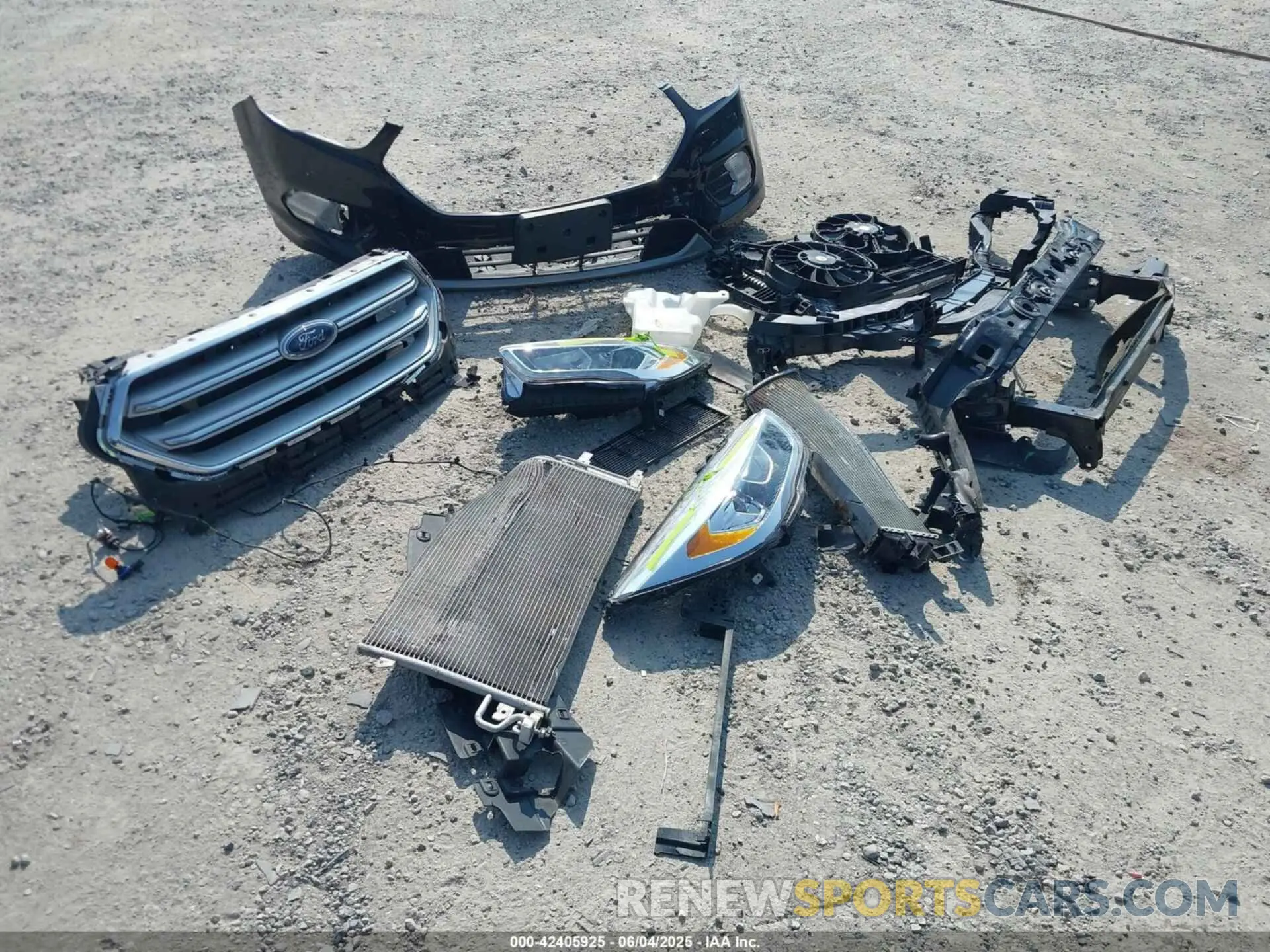 12 Photograph of a damaged car 1FMCU9HD7KUB53480 FORD ESCAPE 2019