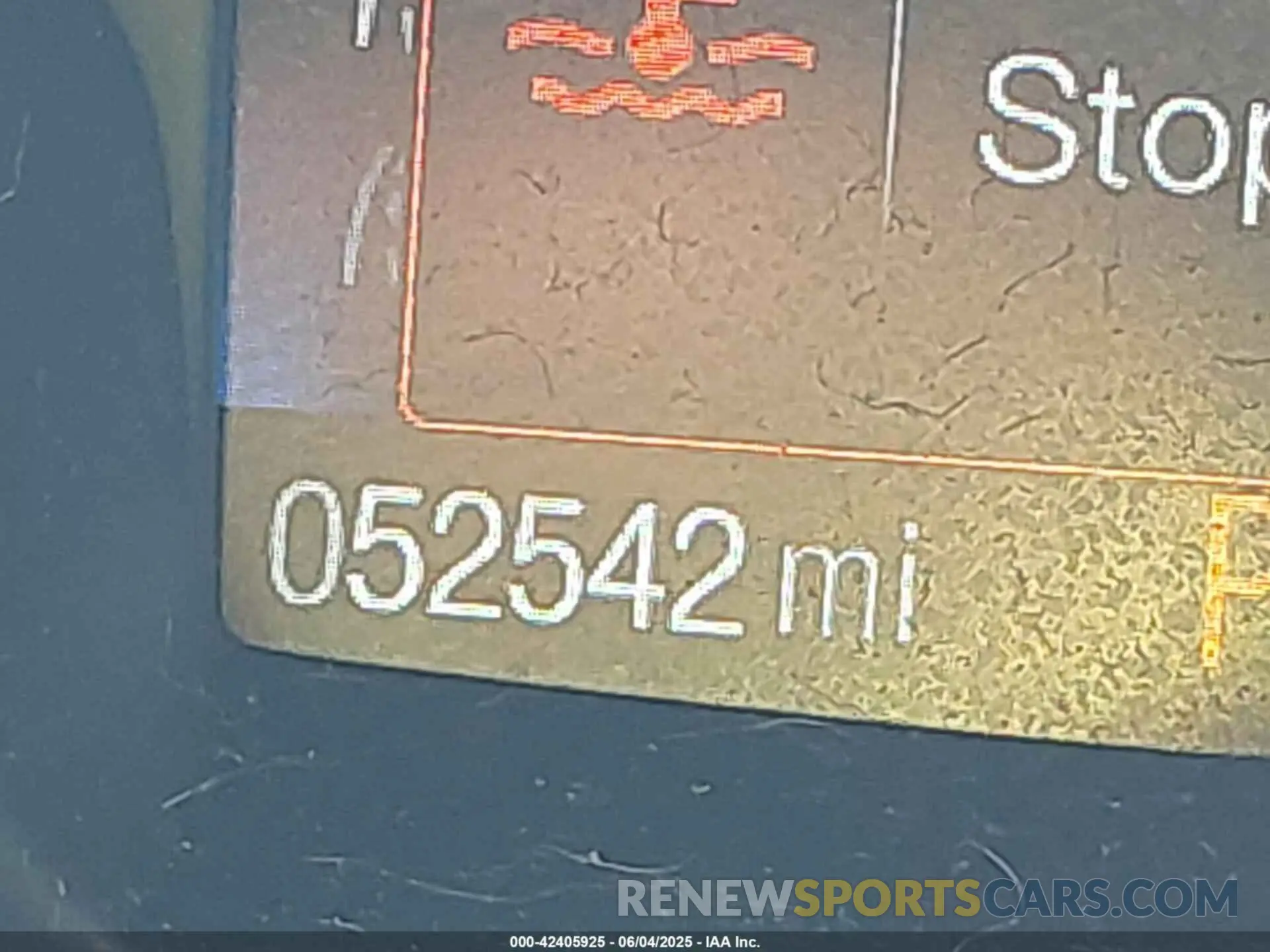 16 Photograph of a damaged car 1FMCU9HD7KUB53480 FORD ESCAPE 2019