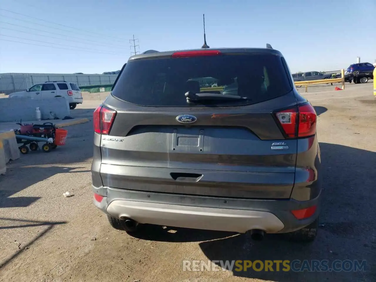 6 Photograph of a damaged car 1FMCU9HD7KUB60493 FORD ESCAPE 2019