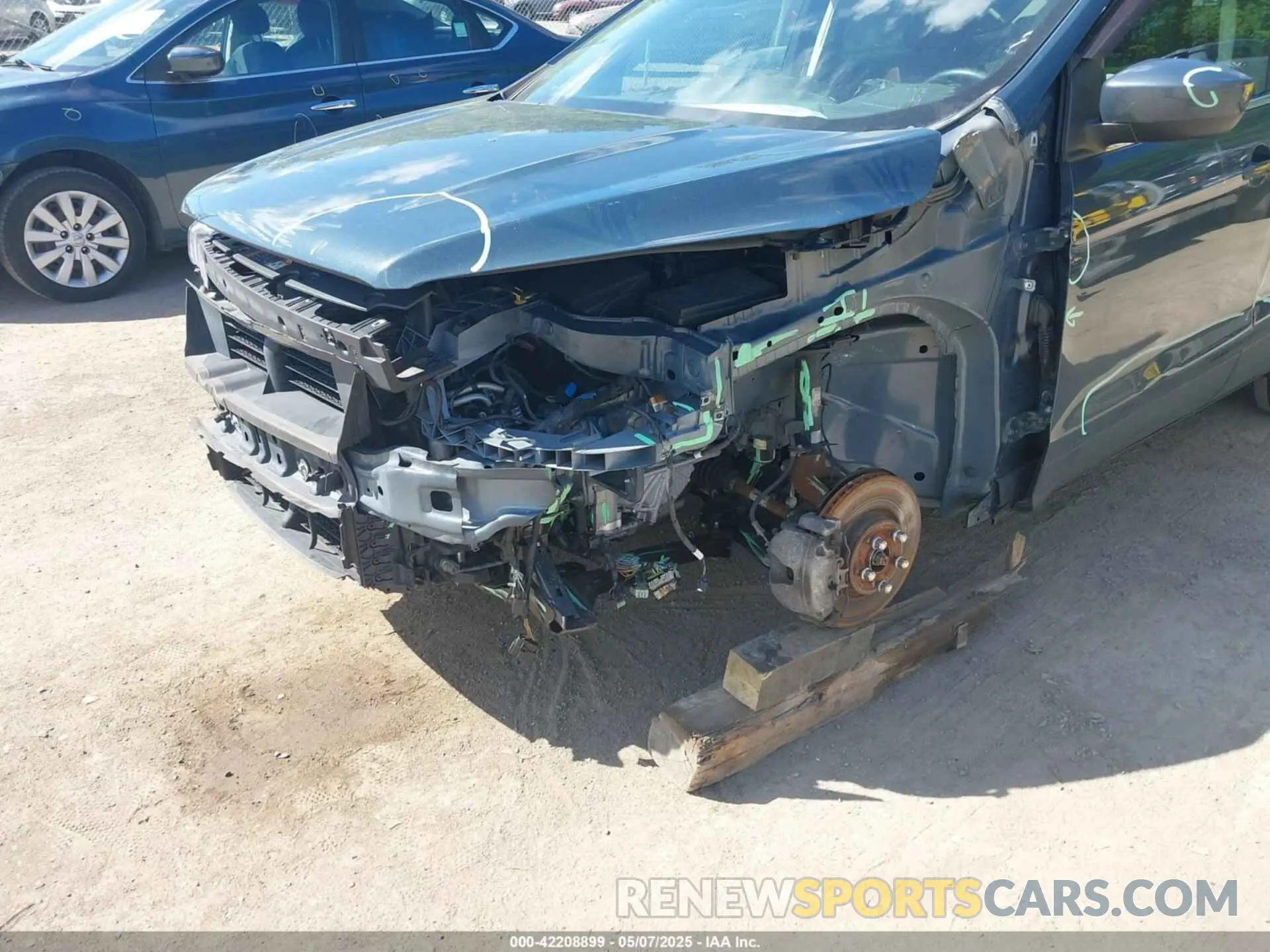 6 Photograph of a damaged car 1FMCU9HD7KUB75429 FORD ESCAPE 2019
