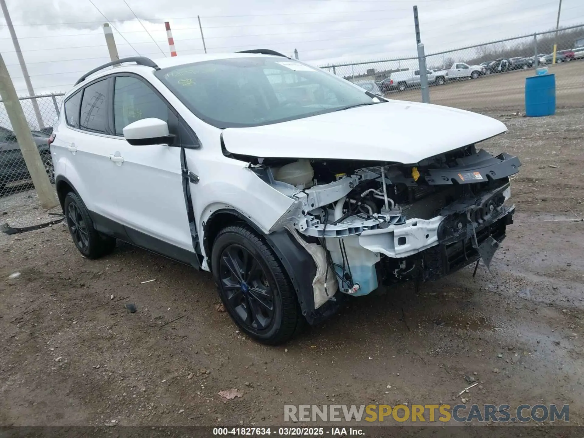 1 Photograph of a damaged car 1FMCU9HD7KUB82929 FORD ESCAPE 2019