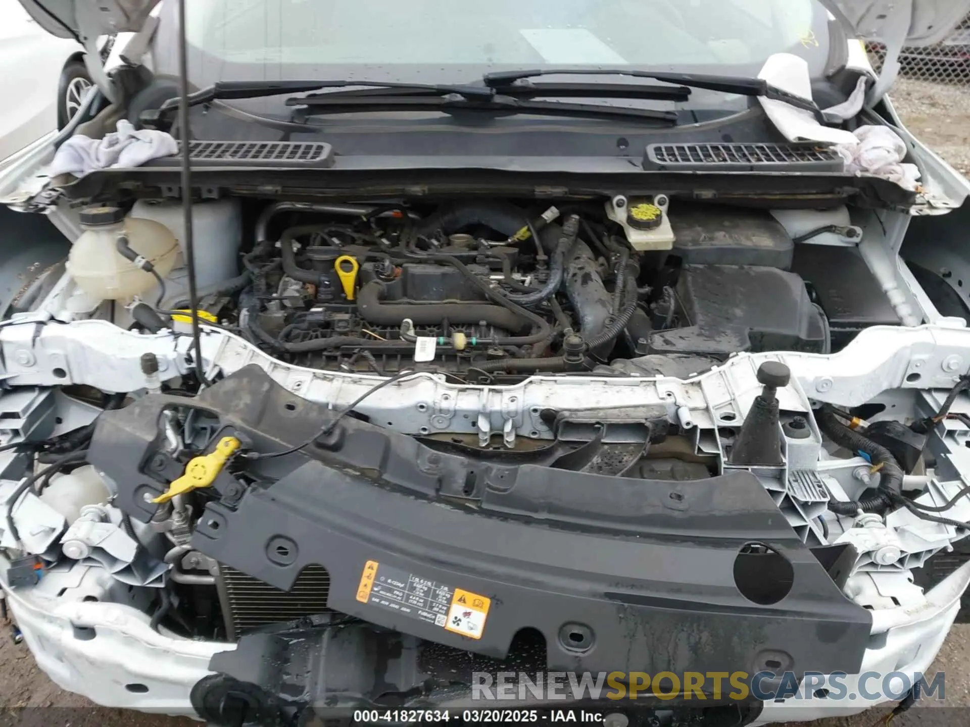 10 Photograph of a damaged car 1FMCU9HD7KUB82929 FORD ESCAPE 2019