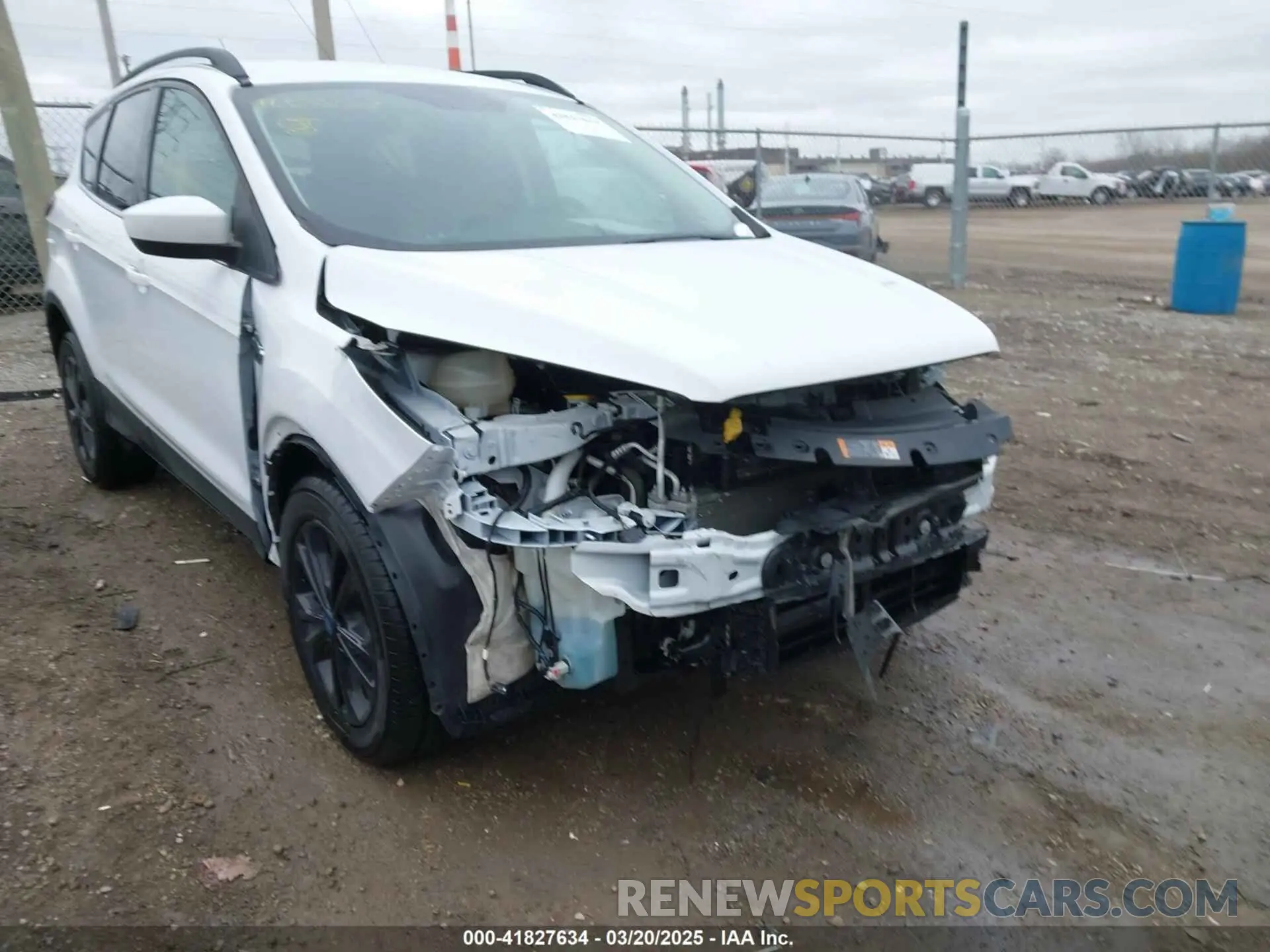 6 Photograph of a damaged car 1FMCU9HD7KUB82929 FORD ESCAPE 2019