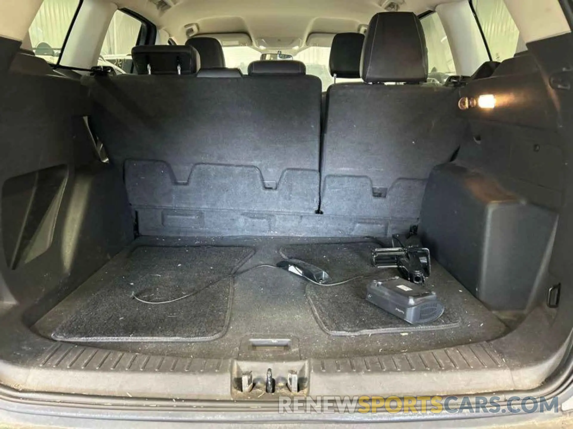 14 Photograph of a damaged car 1FMCU9HD7KUC07621 FORD ESCAPE 2019
