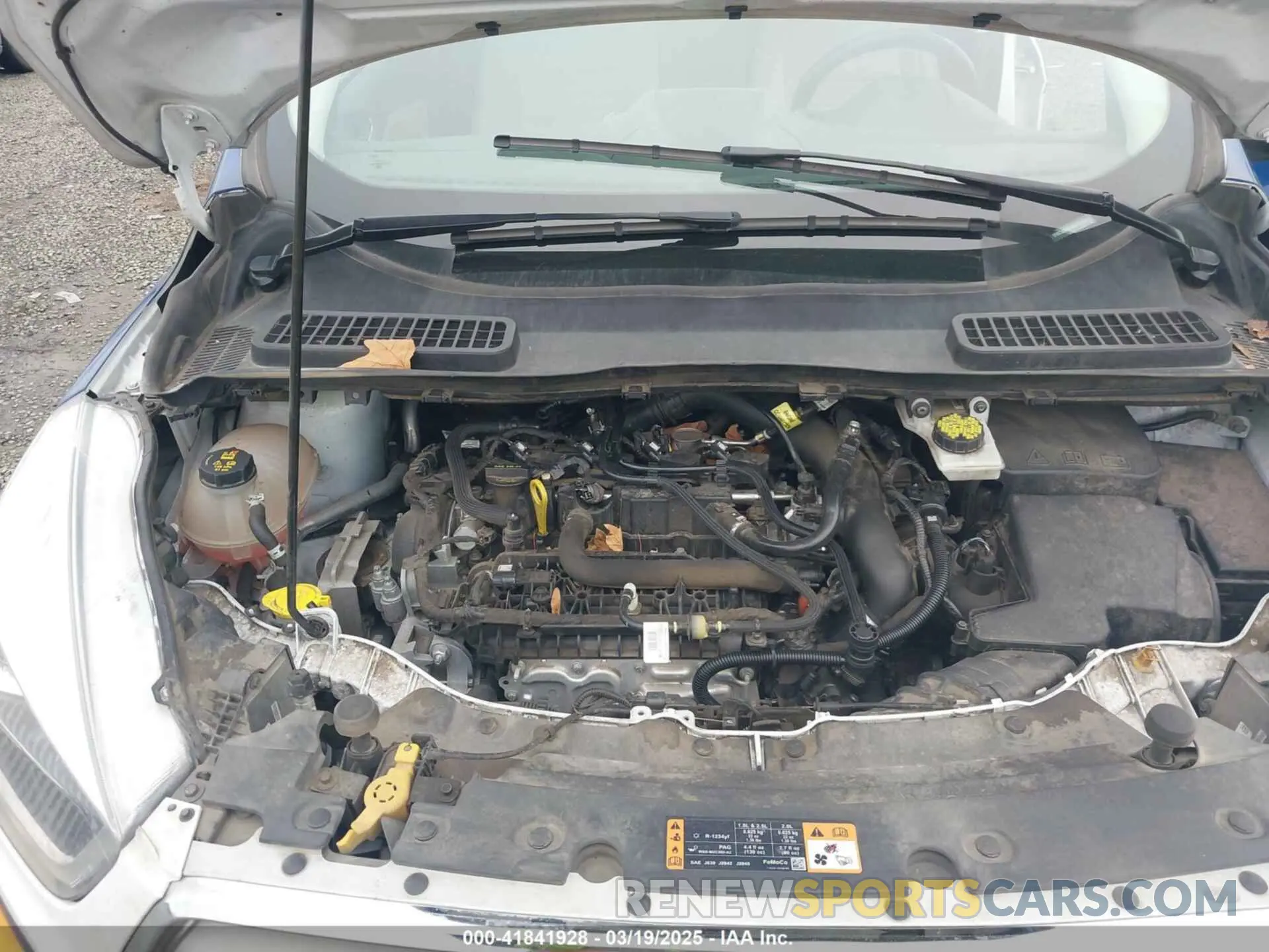 10 Photograph of a damaged car 1FMCU9HD7KUC30199 FORD ESCAPE 2019