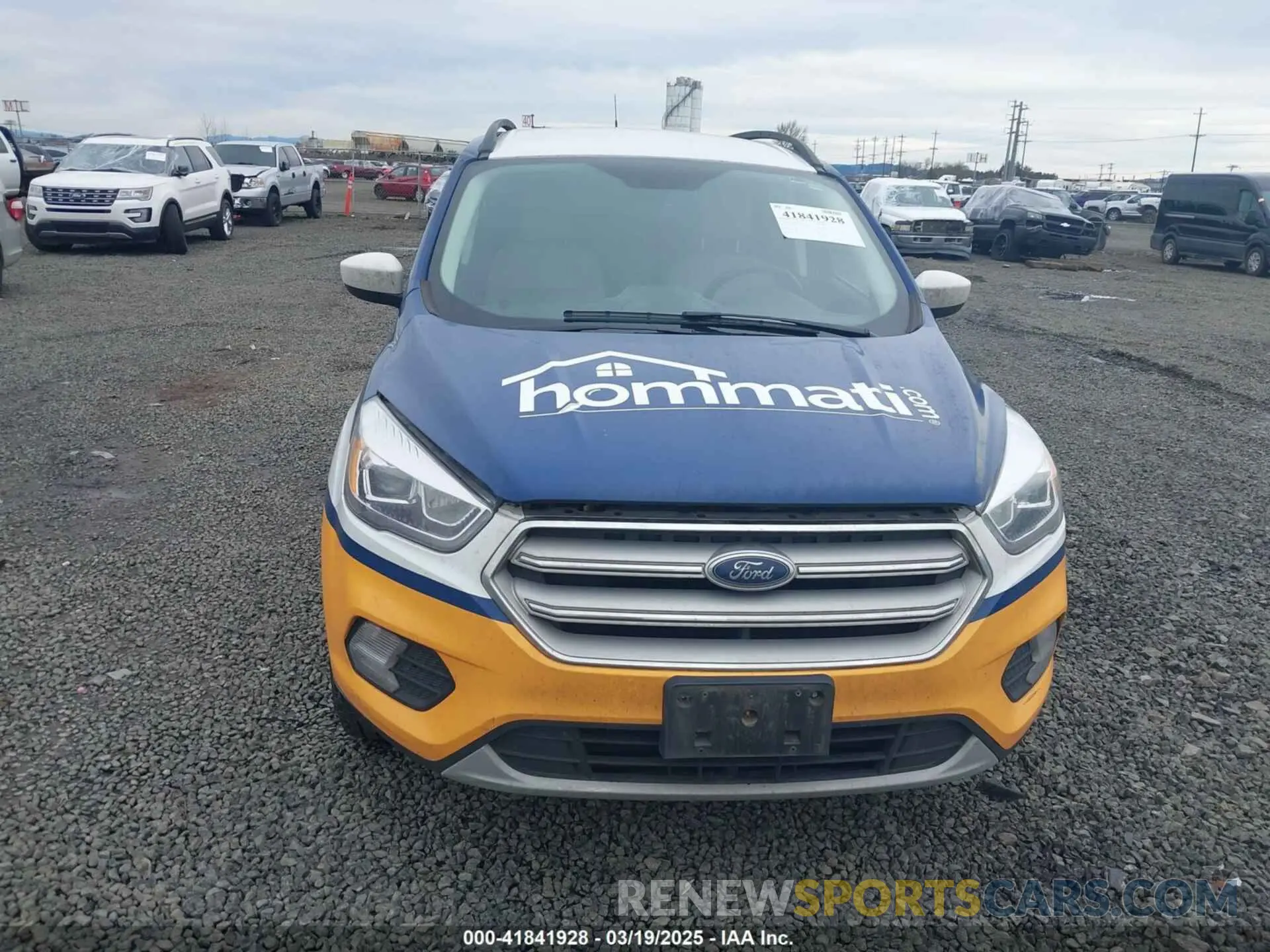 12 Photograph of a damaged car 1FMCU9HD7KUC30199 FORD ESCAPE 2019