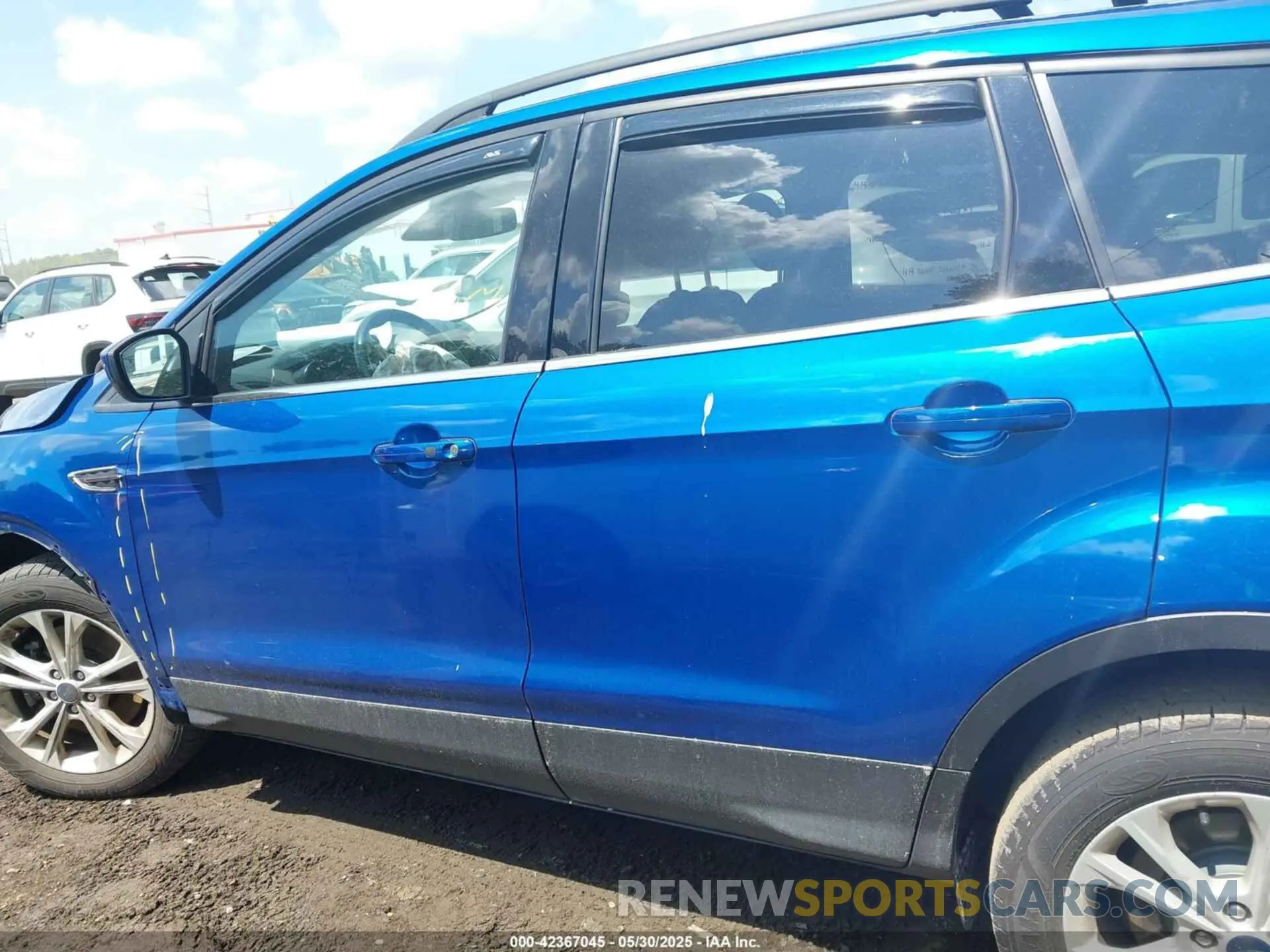 14 Photograph of a damaged car 1FMCU9HD8KUA06519 FORD ESCAPE 2019