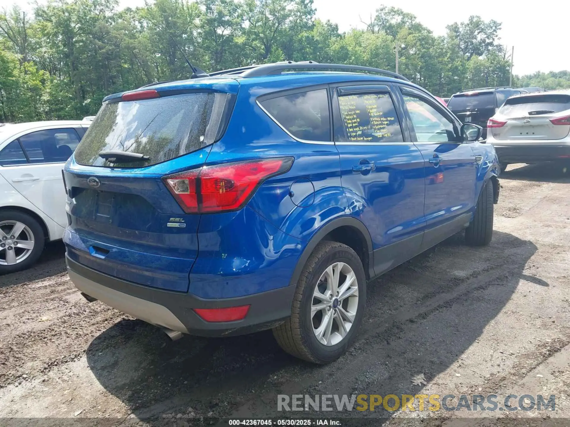 4 Photograph of a damaged car 1FMCU9HD8KUA06519 FORD ESCAPE 2019