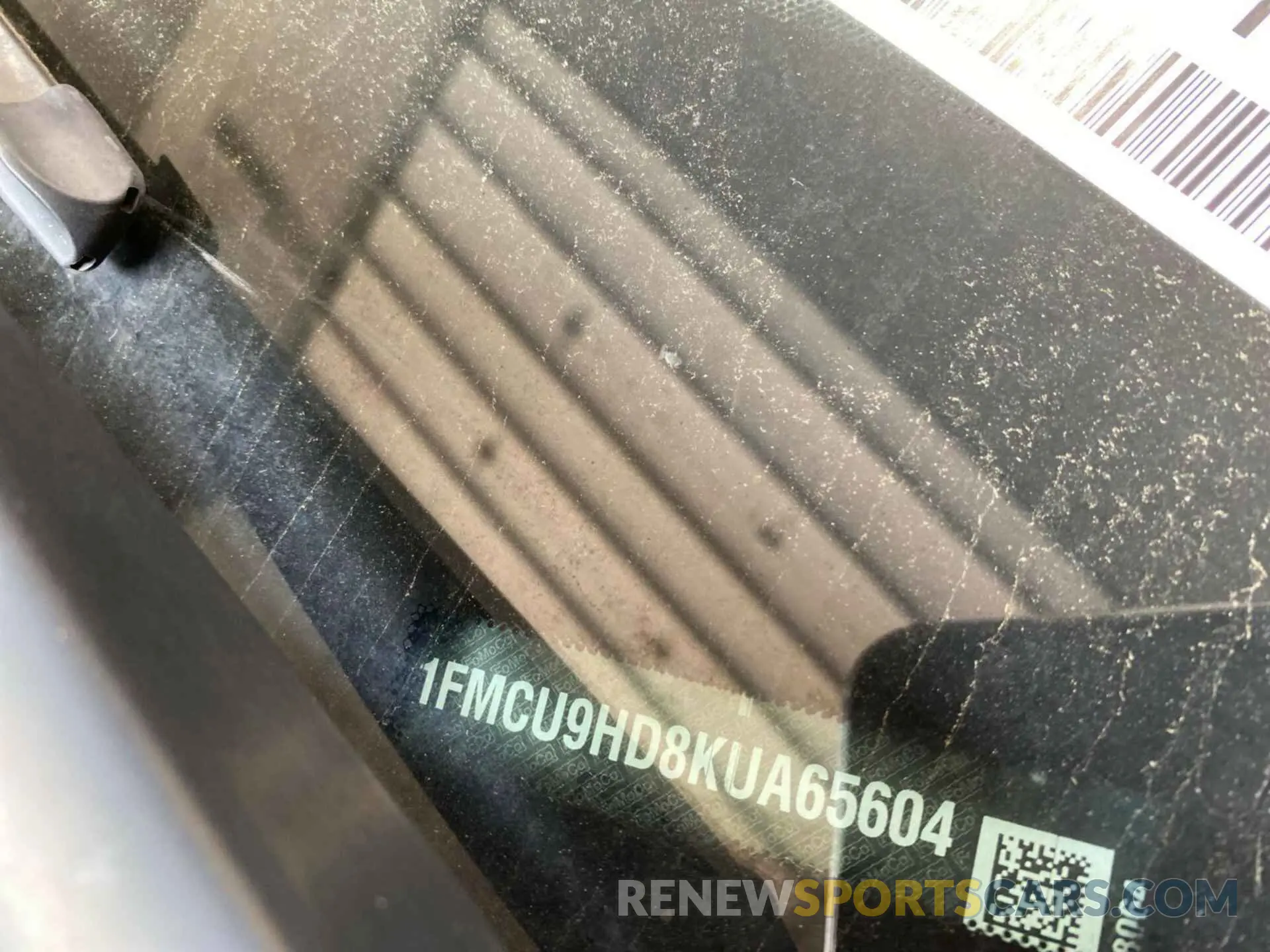 12 Photograph of a damaged car 1FMCU9HD8KUA65604 FORD ESCAPE 2019