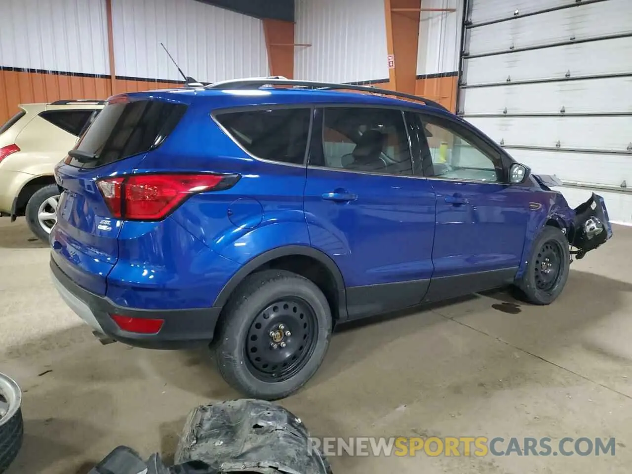 3 Photograph of a damaged car 1FMCU9HD8KUB70322 FORD ESCAPE 2019
