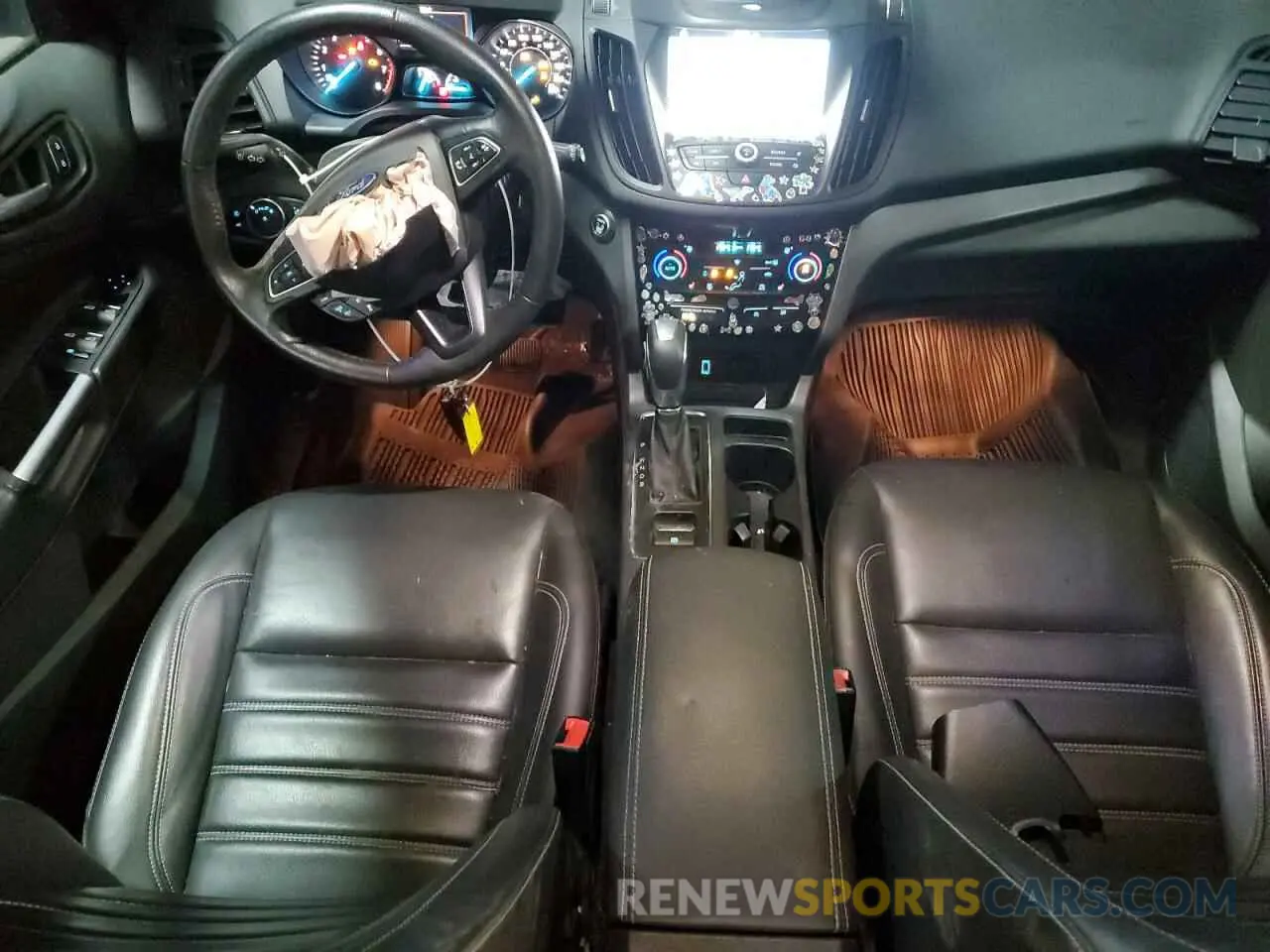 8 Photograph of a damaged car 1FMCU9HD8KUB70322 FORD ESCAPE 2019