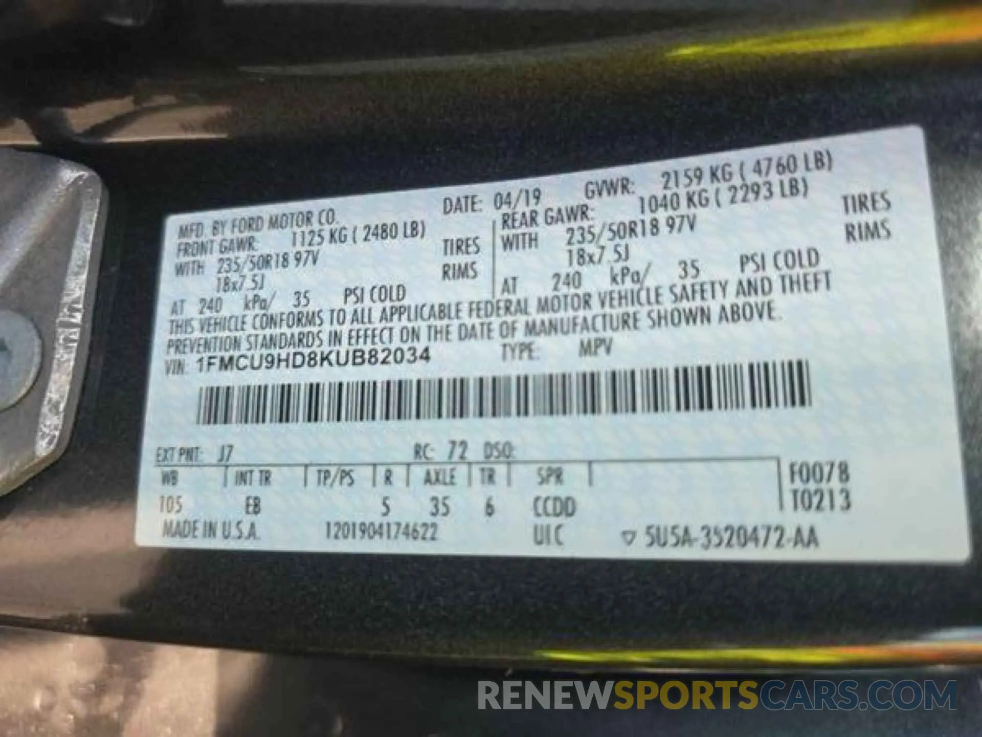 1 Photograph of a damaged car 1FMCU9HD8KUB82034 FORD ESCAPE 2019