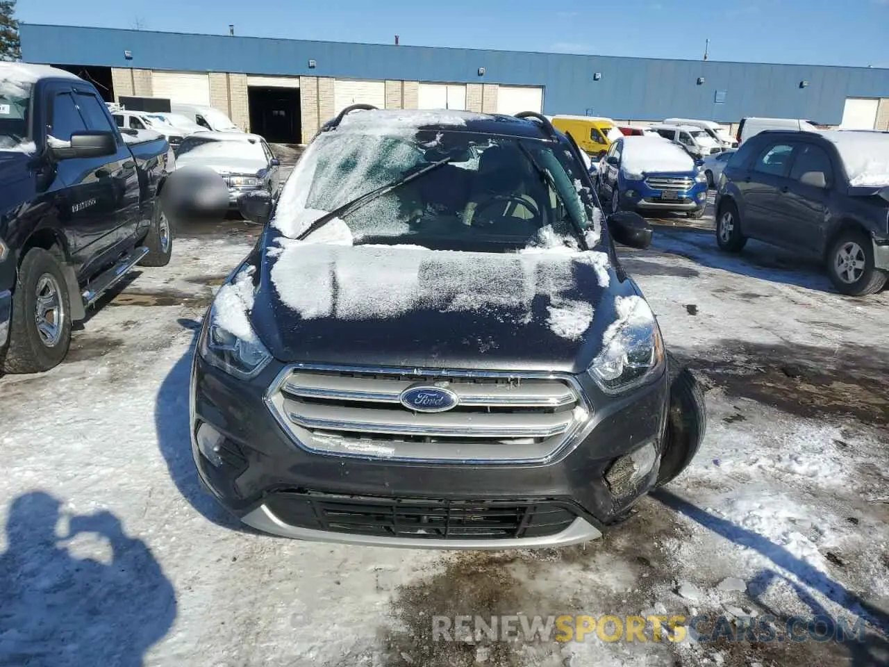 5 Photograph of a damaged car 1FMCU9HD8KUB85502 FORD ESCAPE 2019