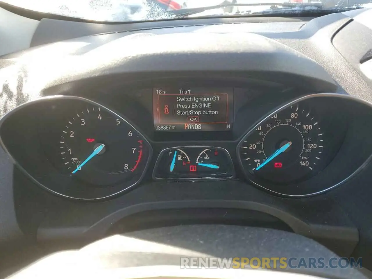 9 Photograph of a damaged car 1FMCU9HD8KUB85502 FORD ESCAPE 2019
