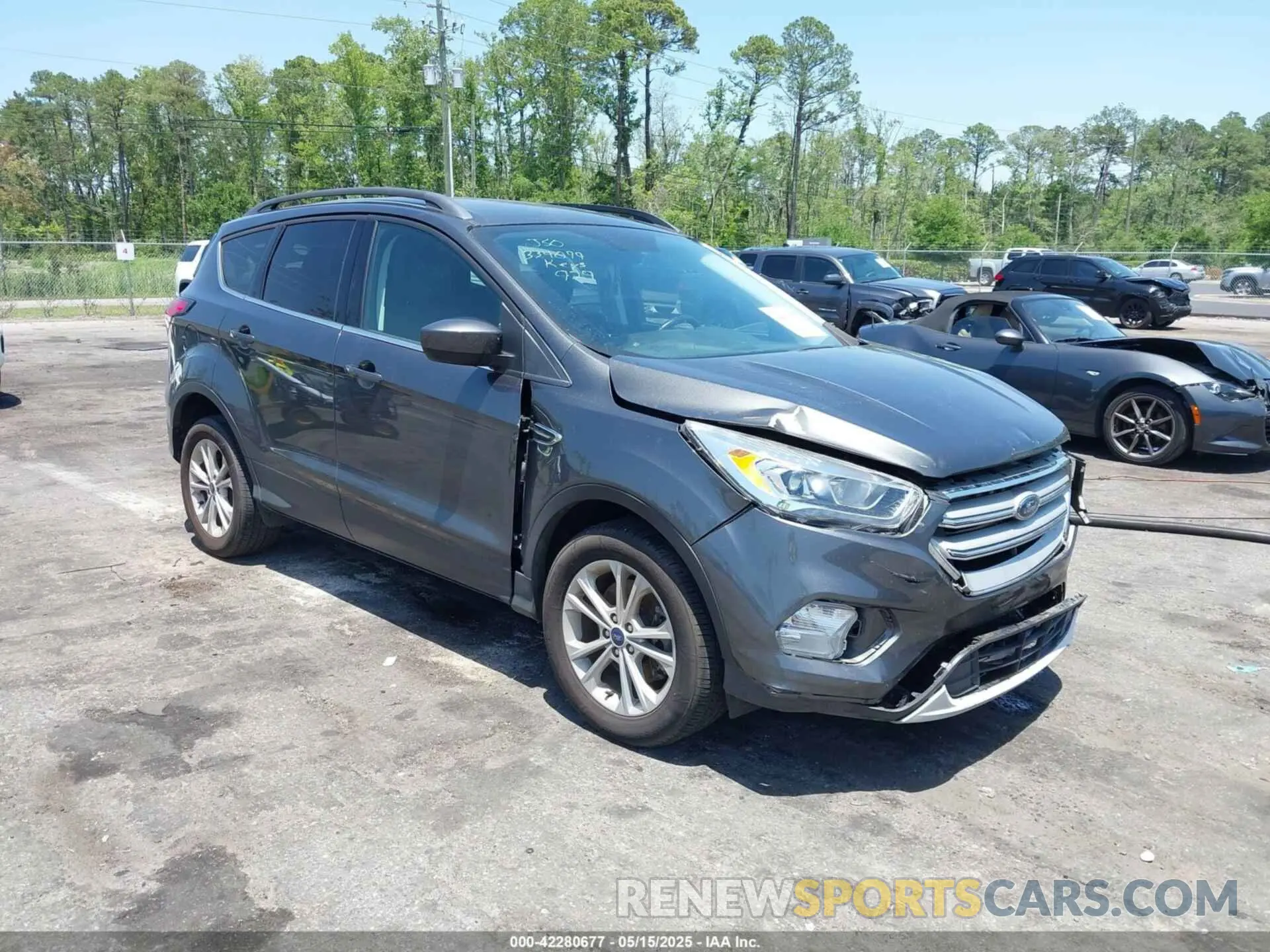 1 Photograph of a damaged car 1FMCU9HD8KUC31104 FORD ESCAPE 2019