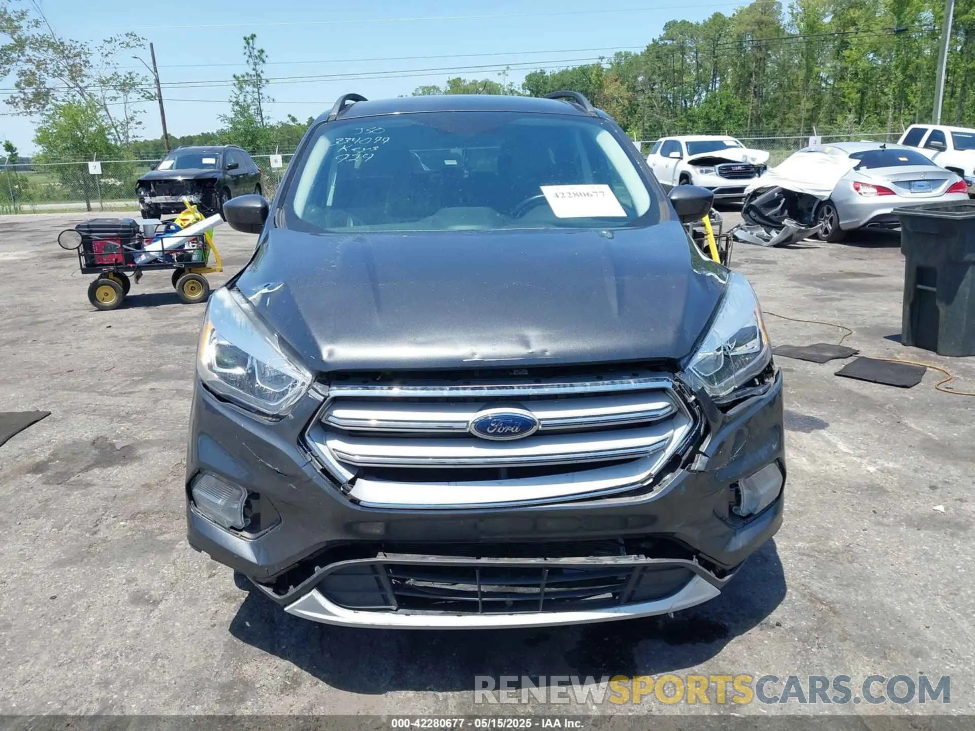 12 Photograph of a damaged car 1FMCU9HD8KUC31104 FORD ESCAPE 2019