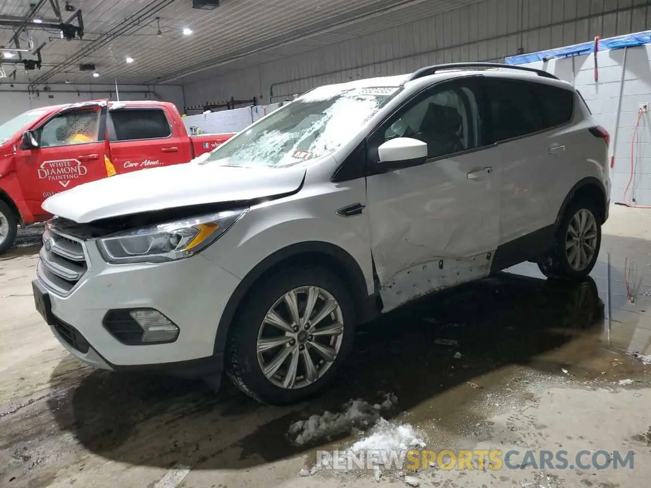 1 Photograph of a damaged car 1FMCU9HD8KUC42717 FORD ESCAPE 2019